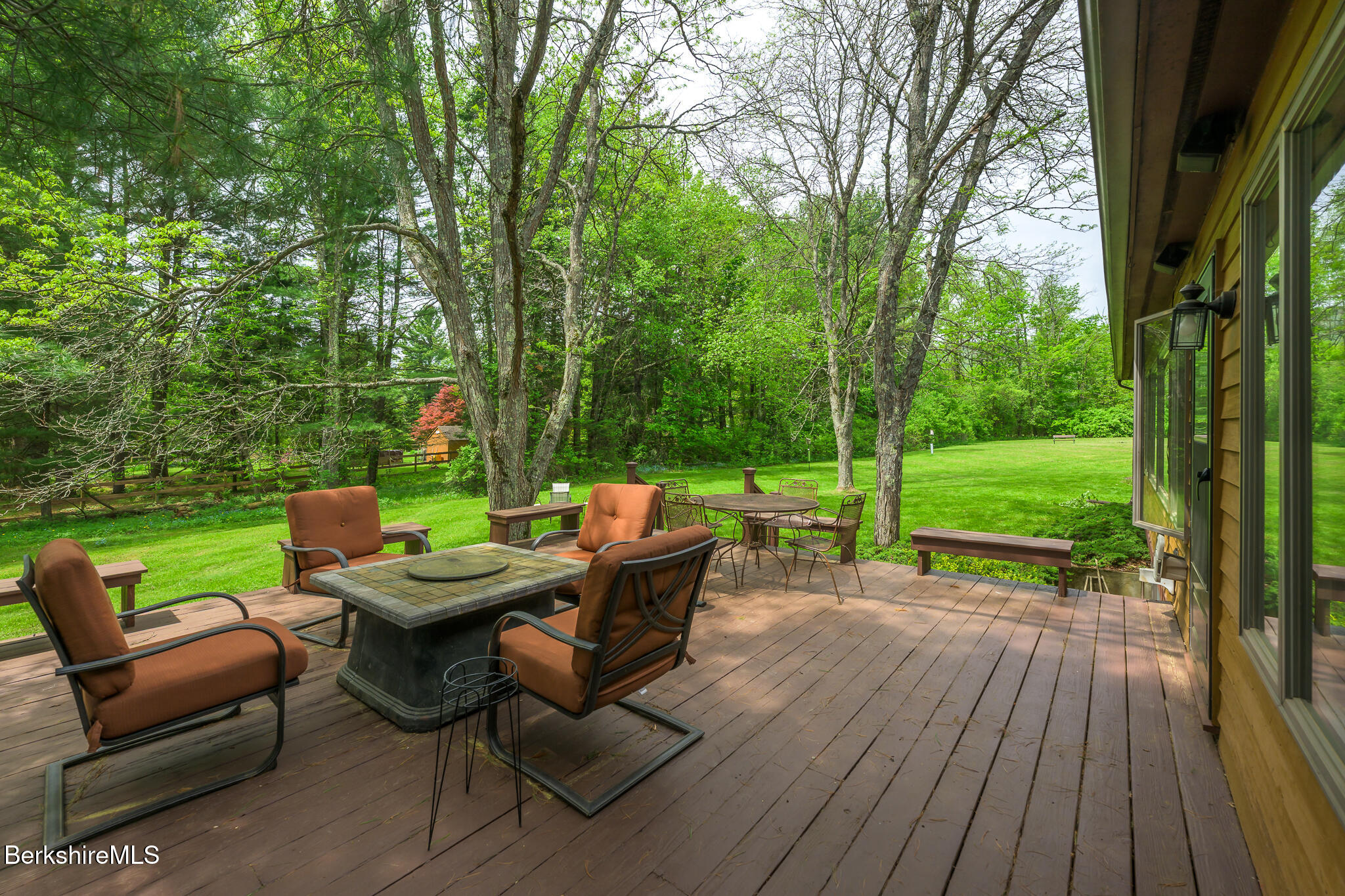 33 Interlaken Rd