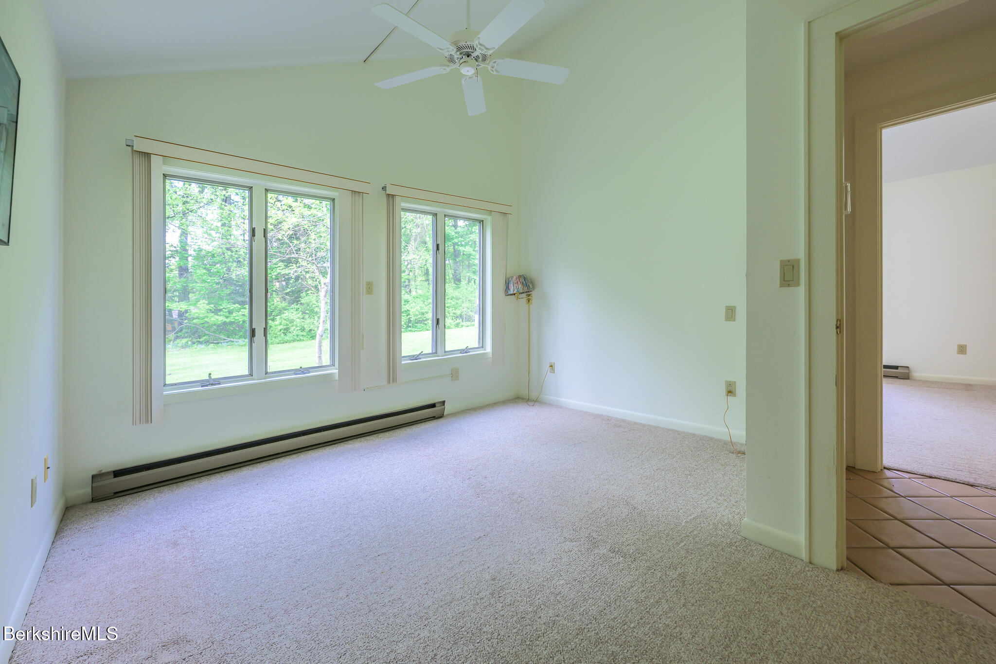 33 Interlaken Rd