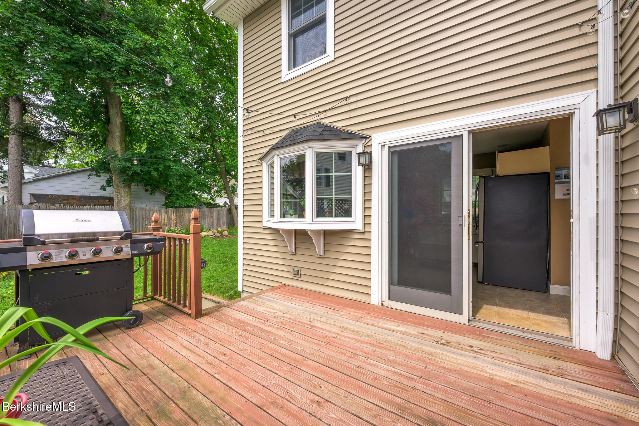 16 Revere Pkwy