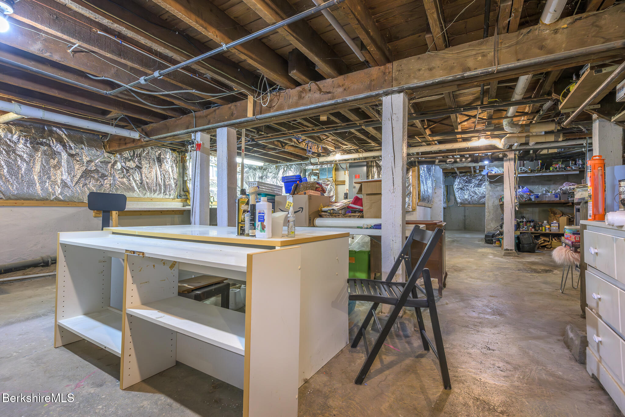 16 Revere Pkwy