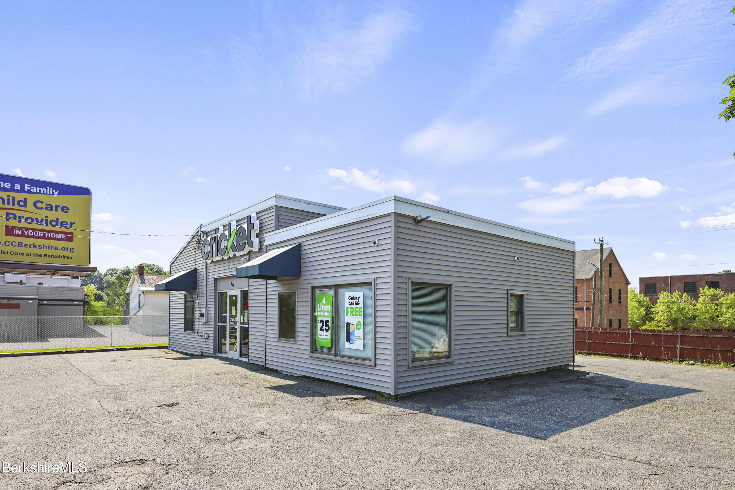 376 Tyler St