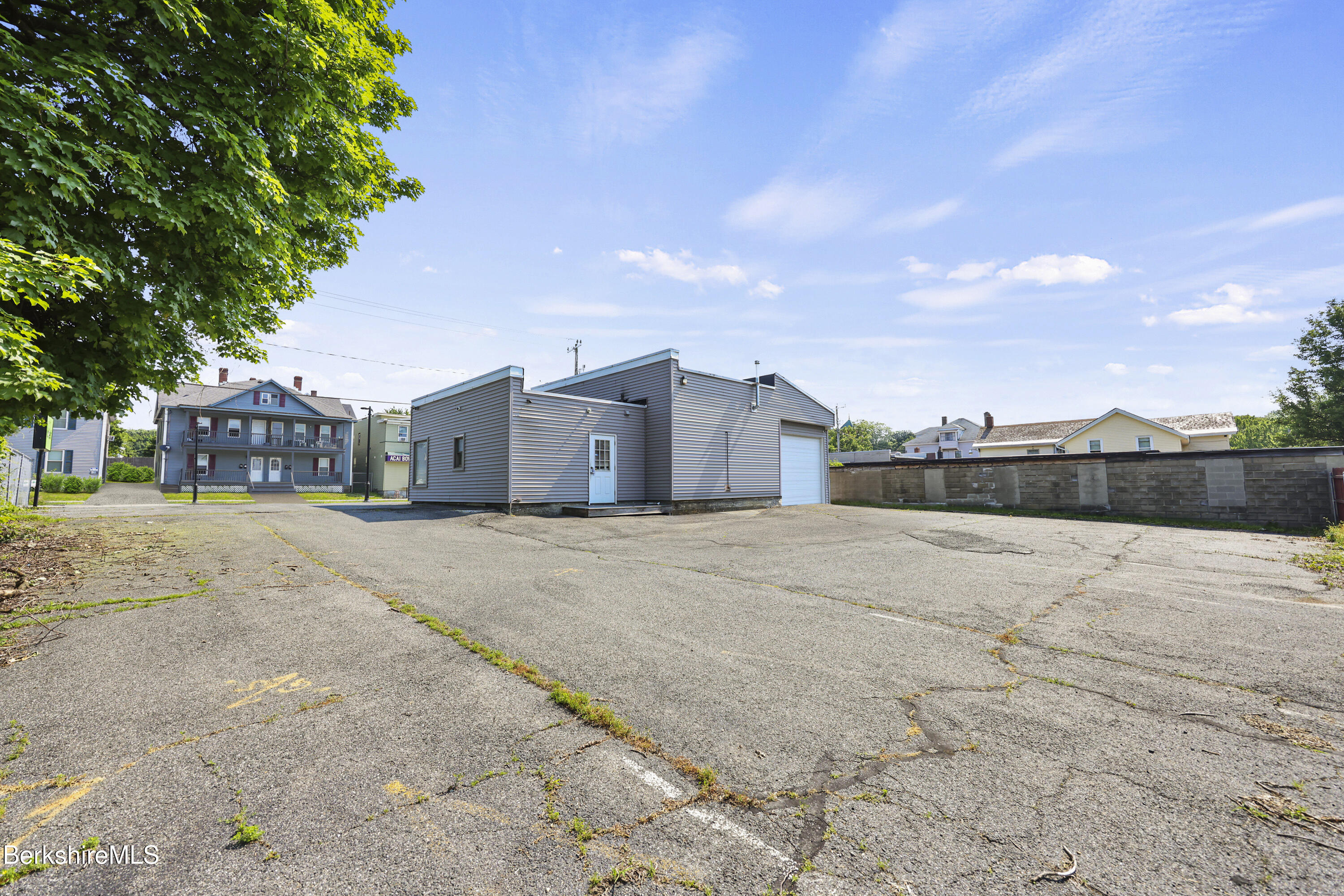376 Tyler St