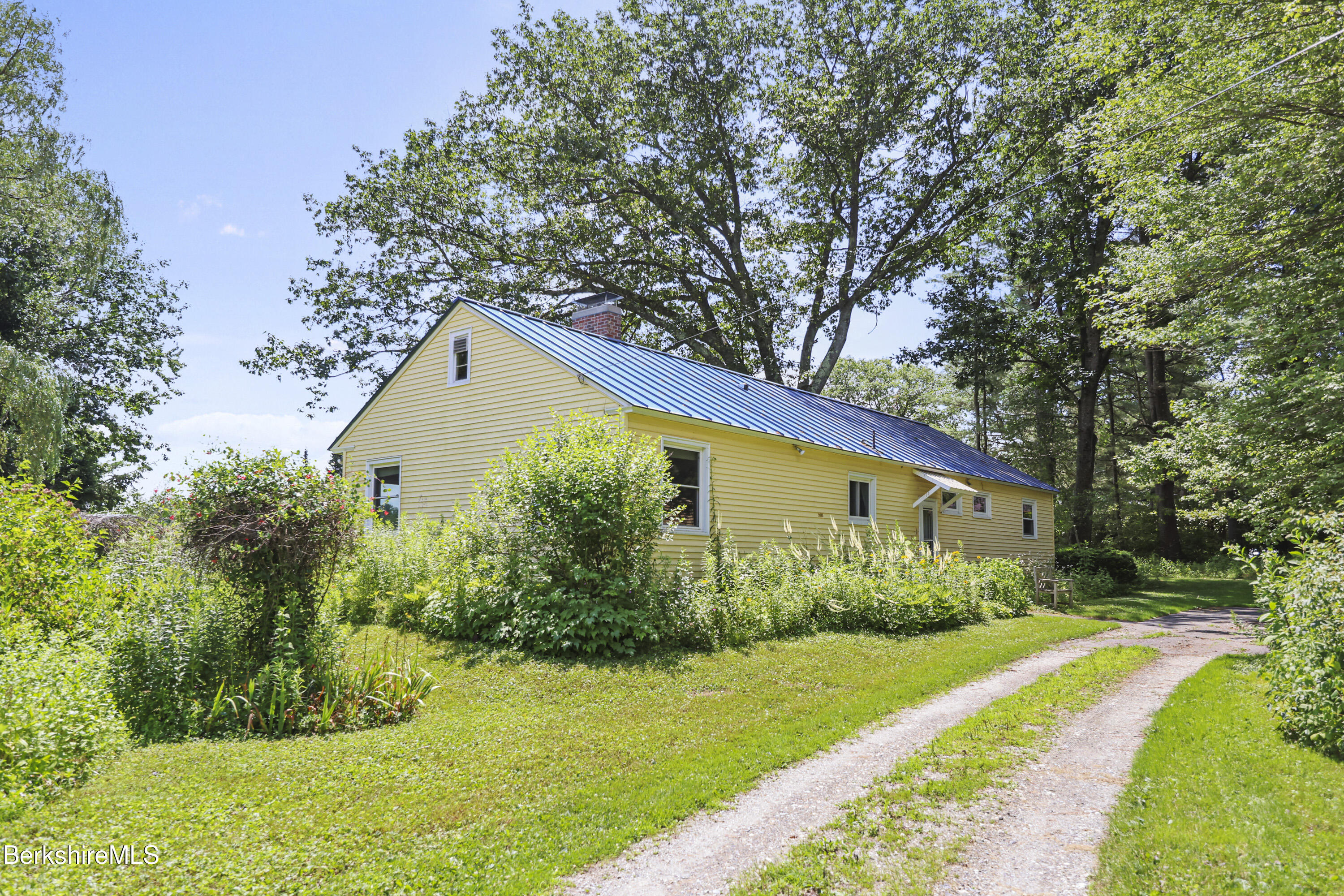 11 Squanto Rd