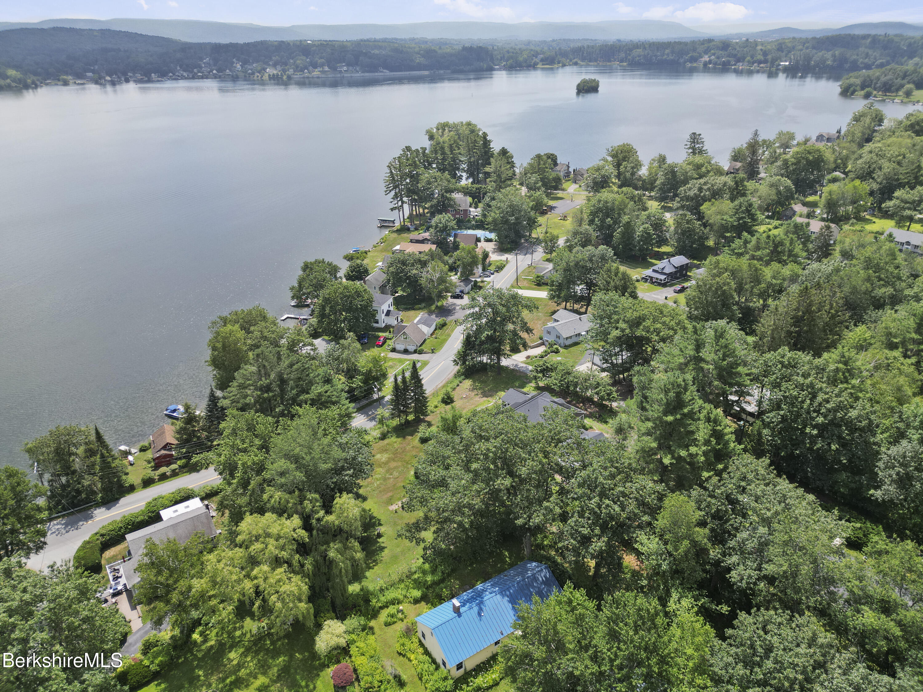 11 Squanto Rd