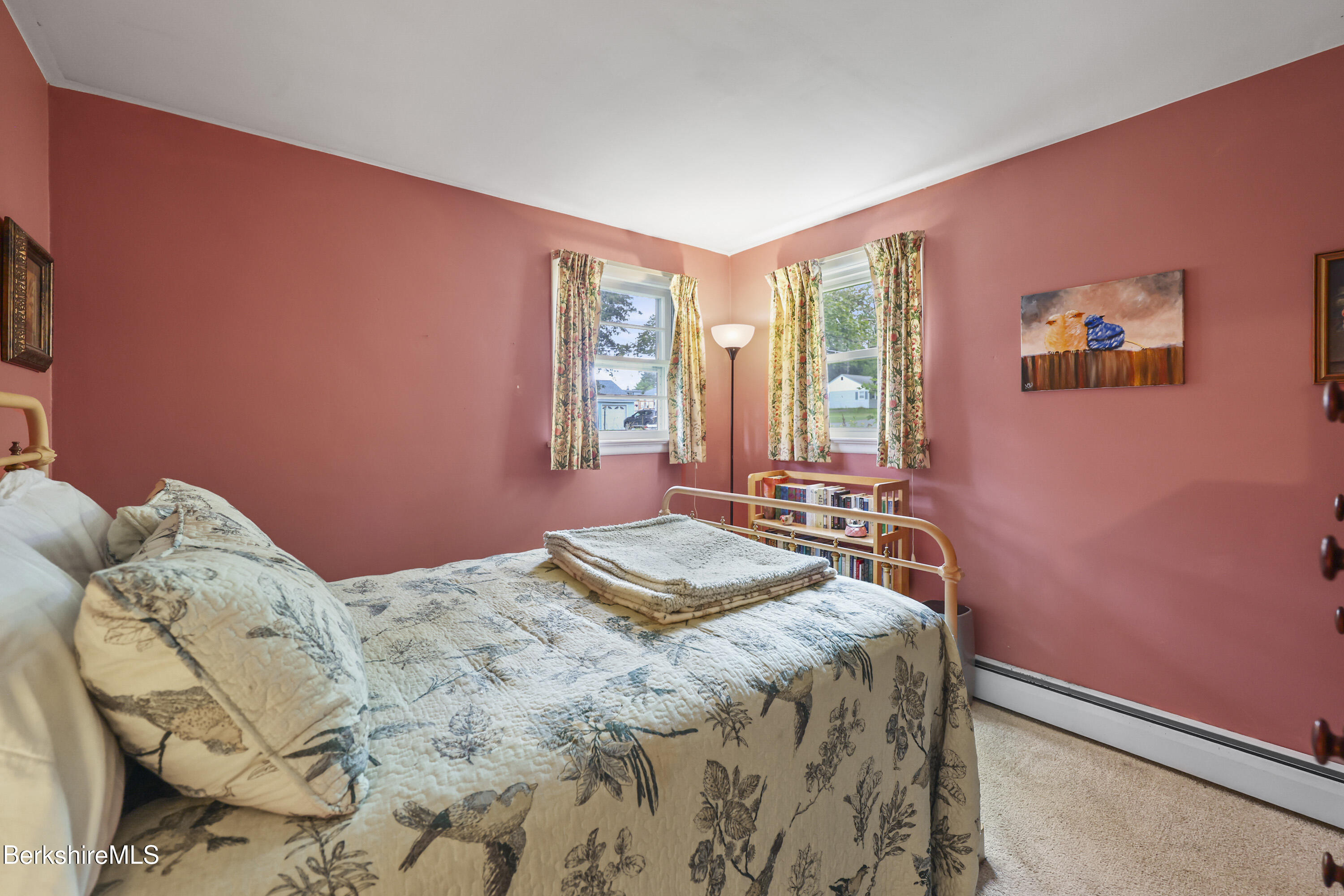 72 Meadowview Dr