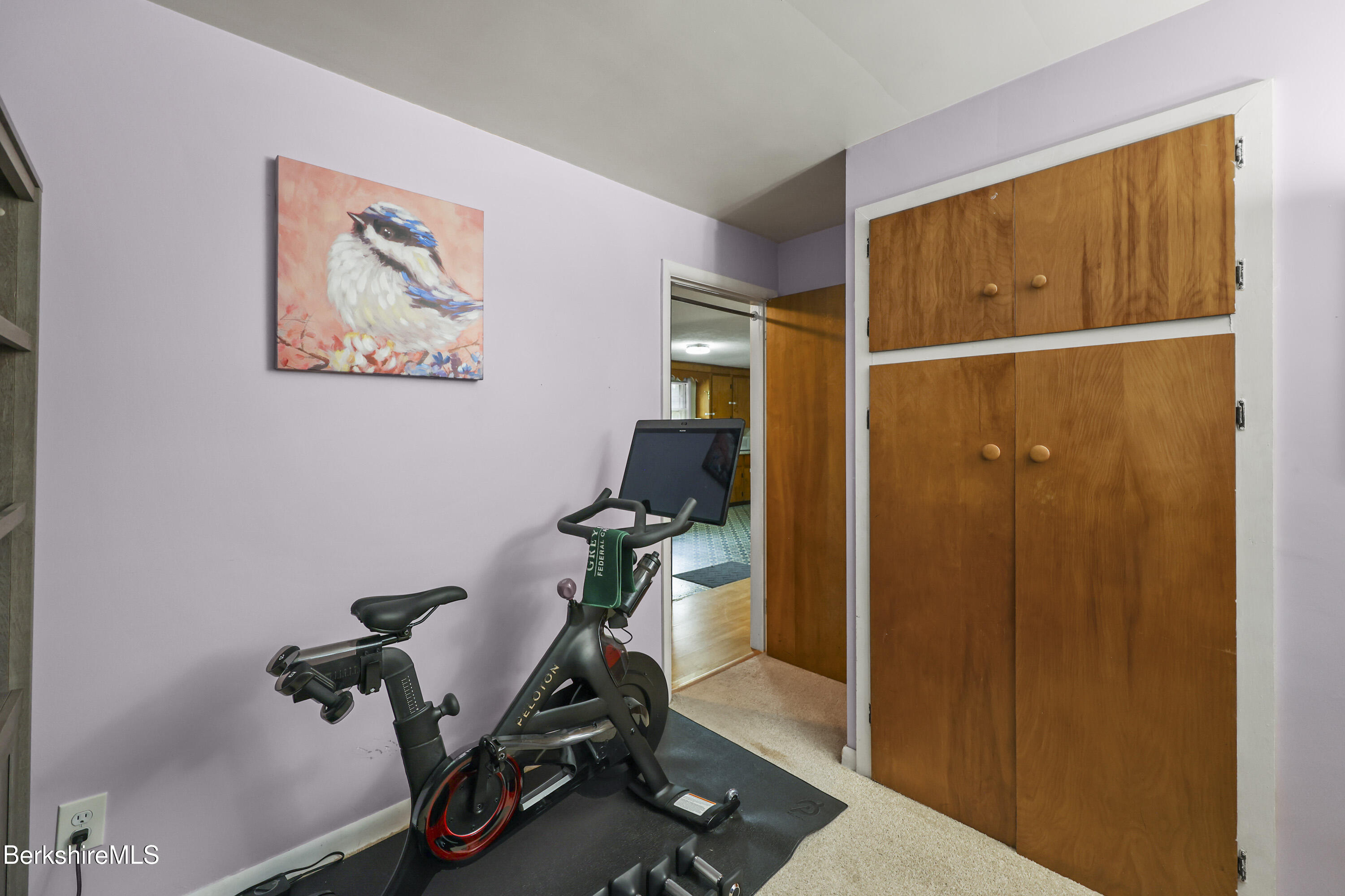 72 Meadowview Dr