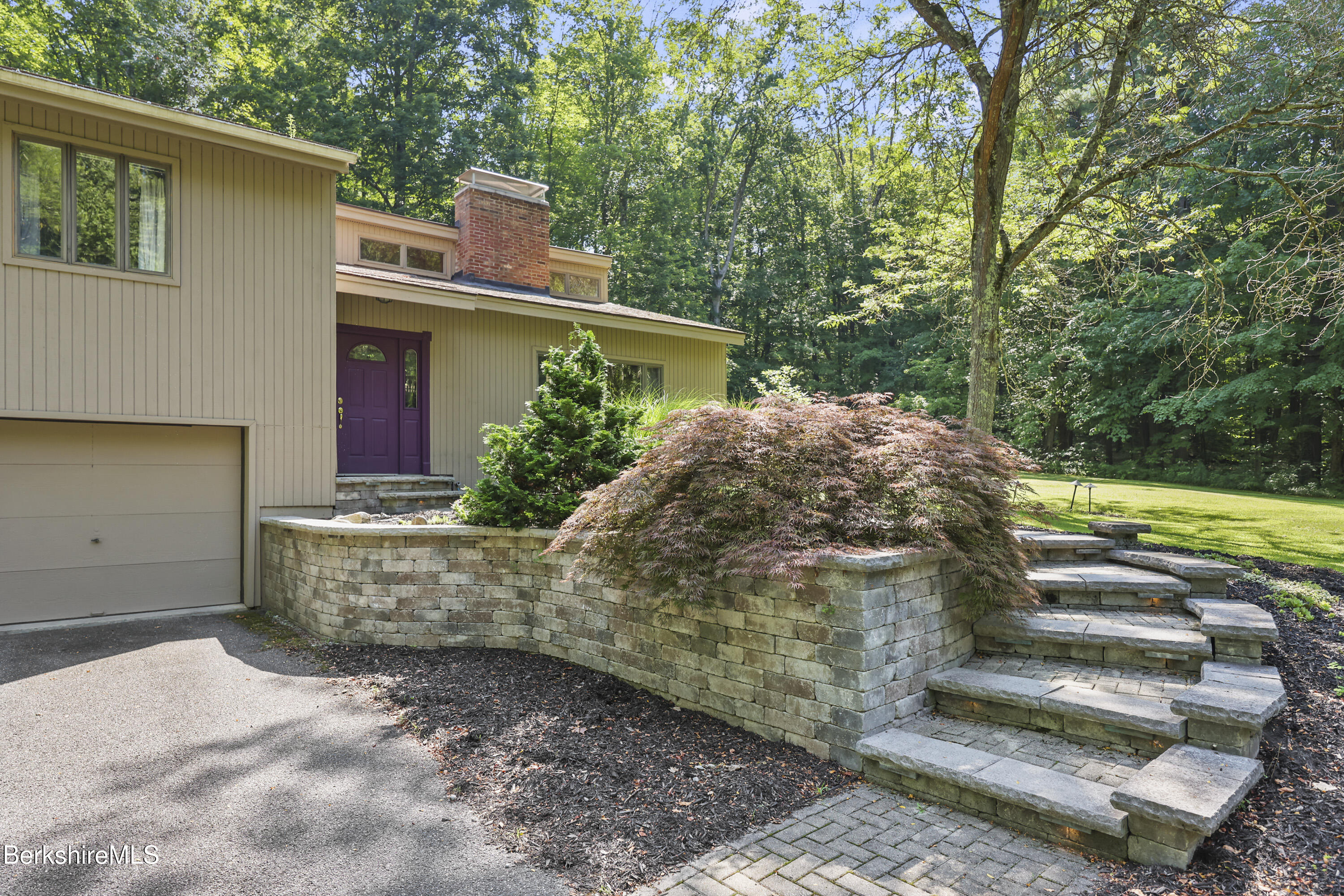 1862 Home Rd
