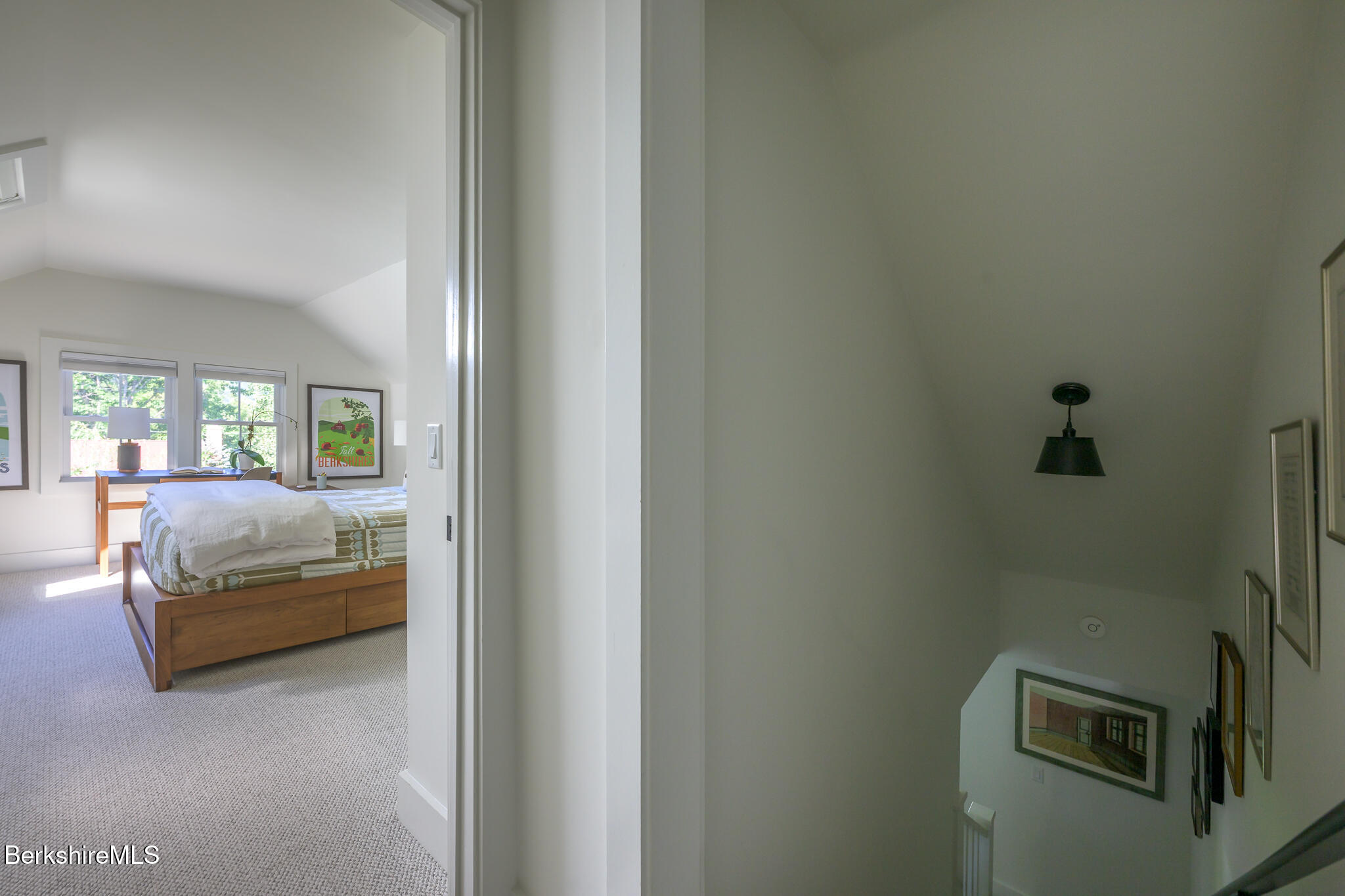 33 Brunell Ave