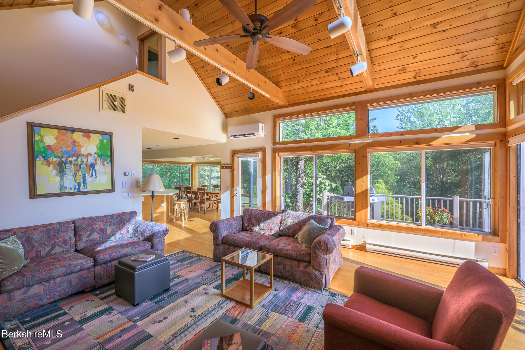 138 Seneca Dr