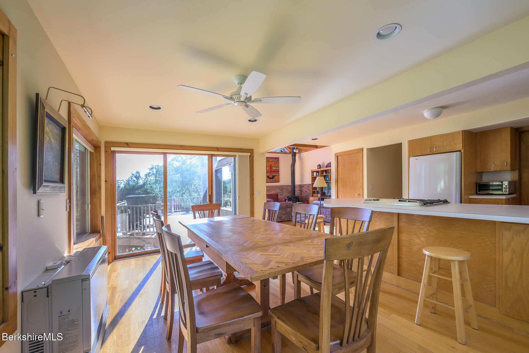 138 Seneca Dr