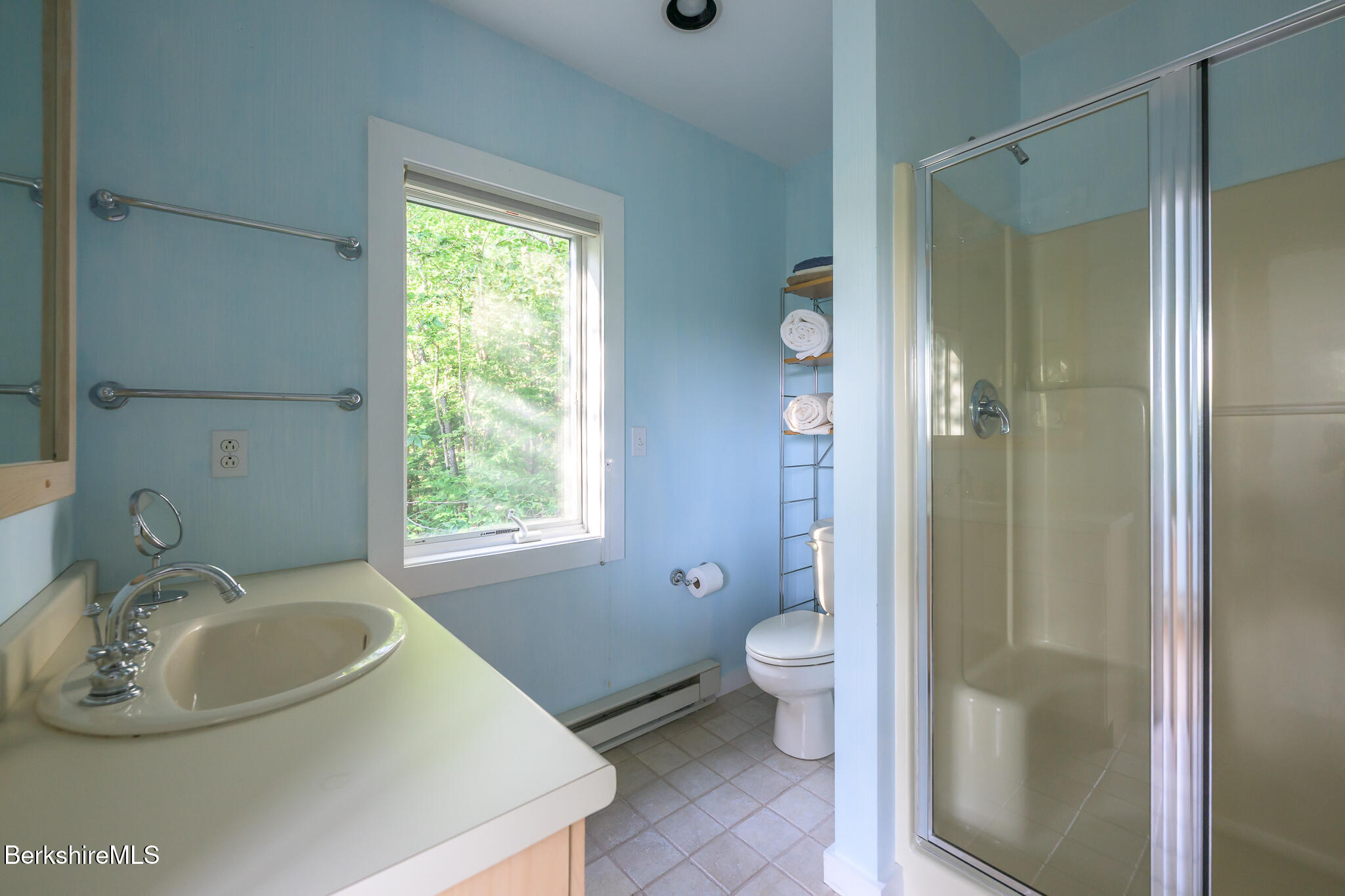 138 Seneca Dr