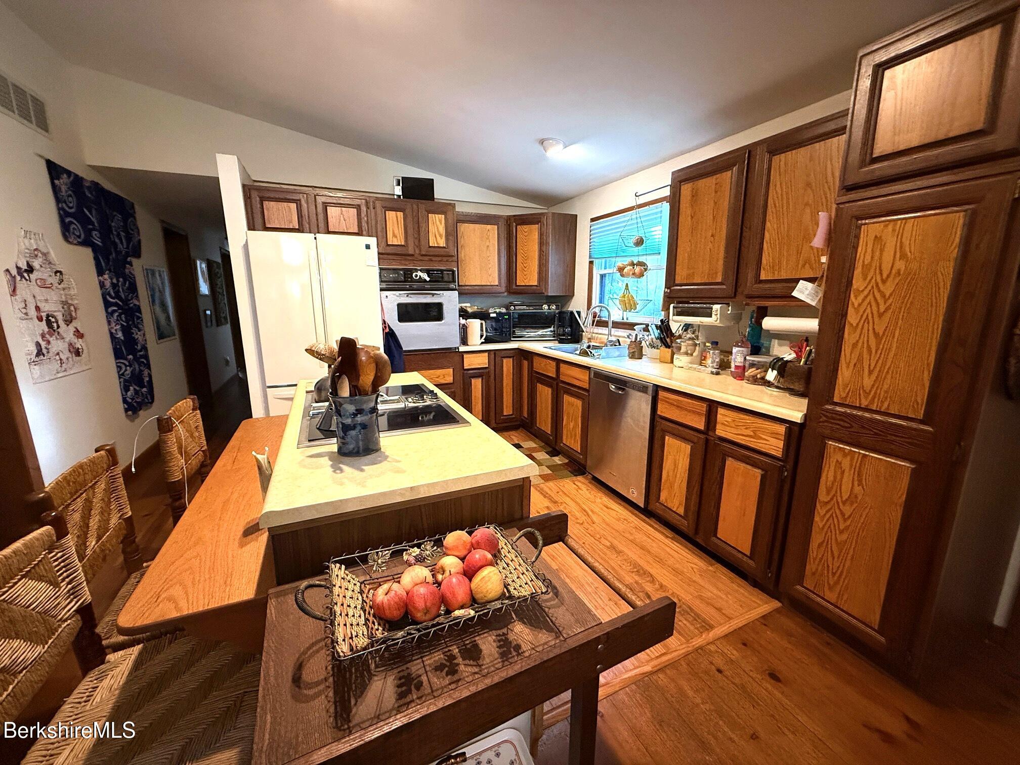 58 Evergreen Rd