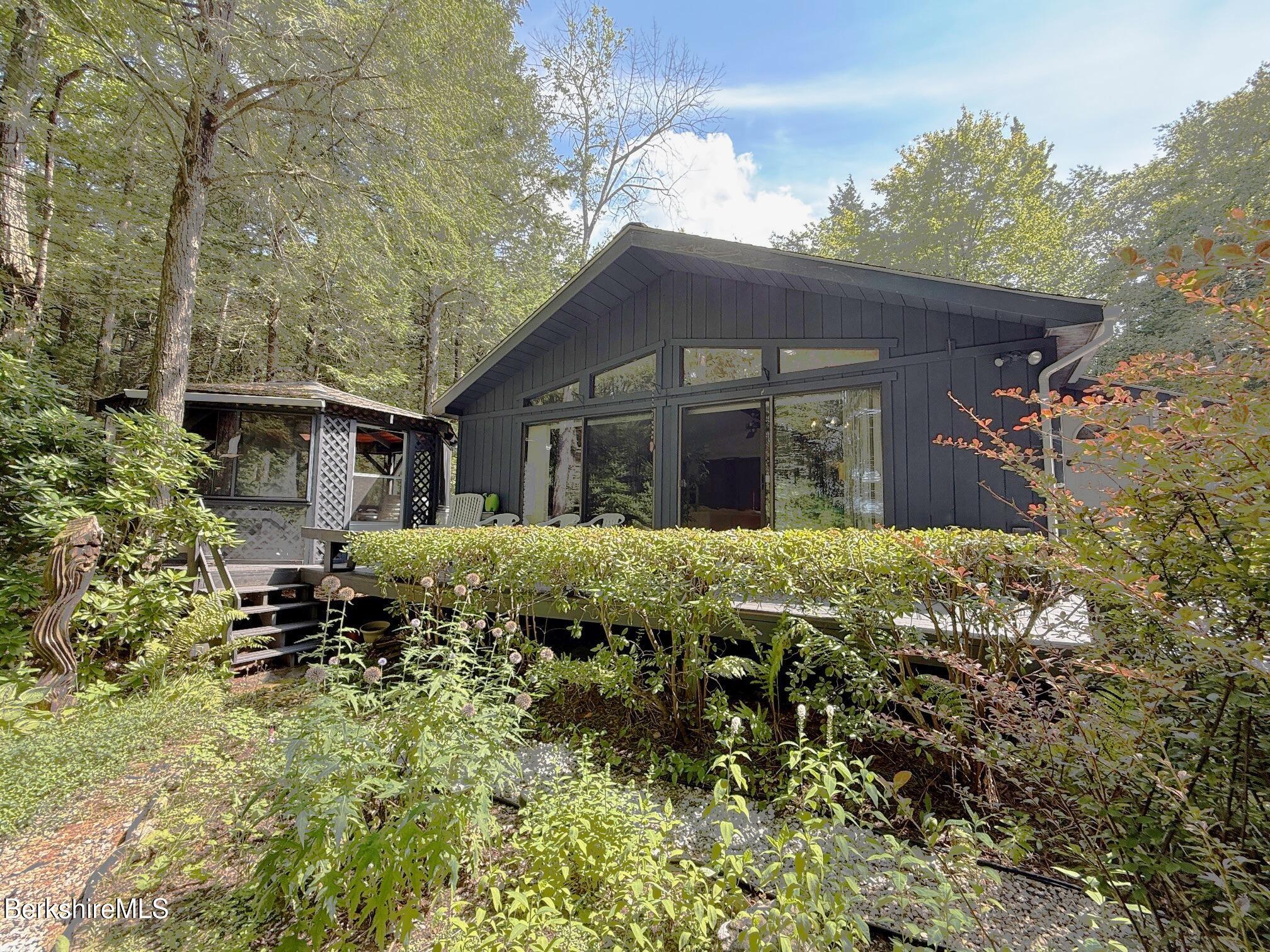 58 Evergreen Rd