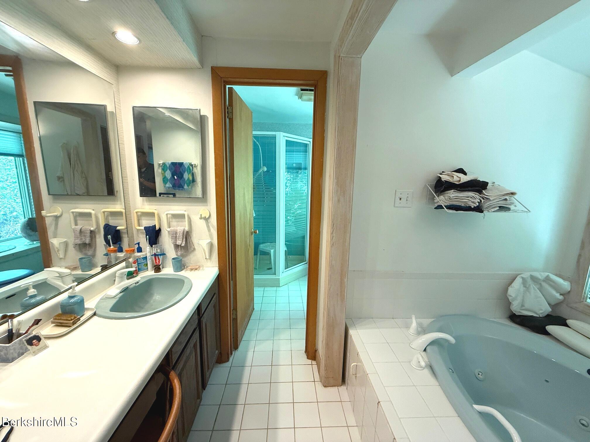 58 Evergreen Rd