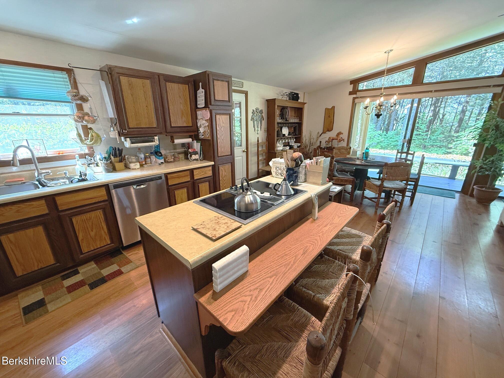 58 Evergreen Rd
