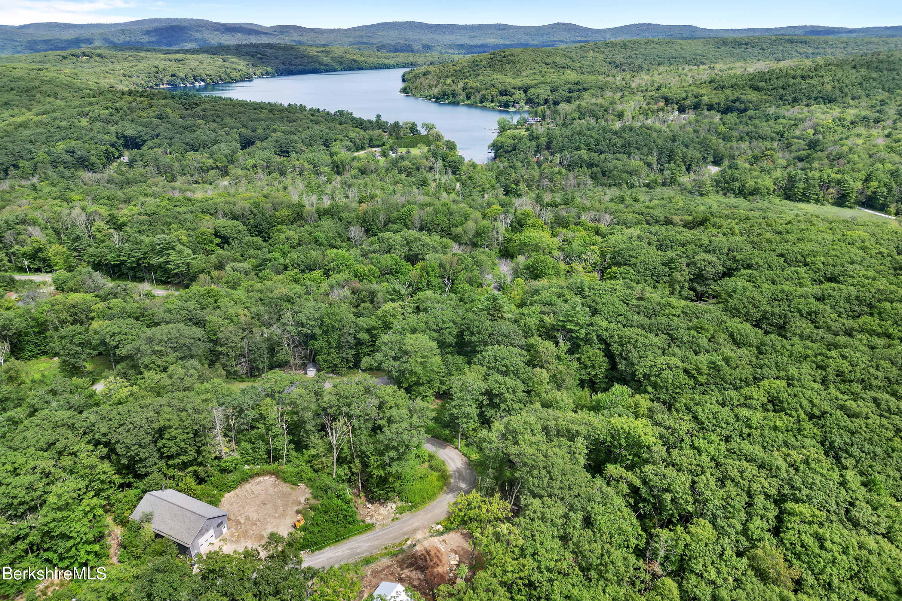 26 A Stonebridge Way