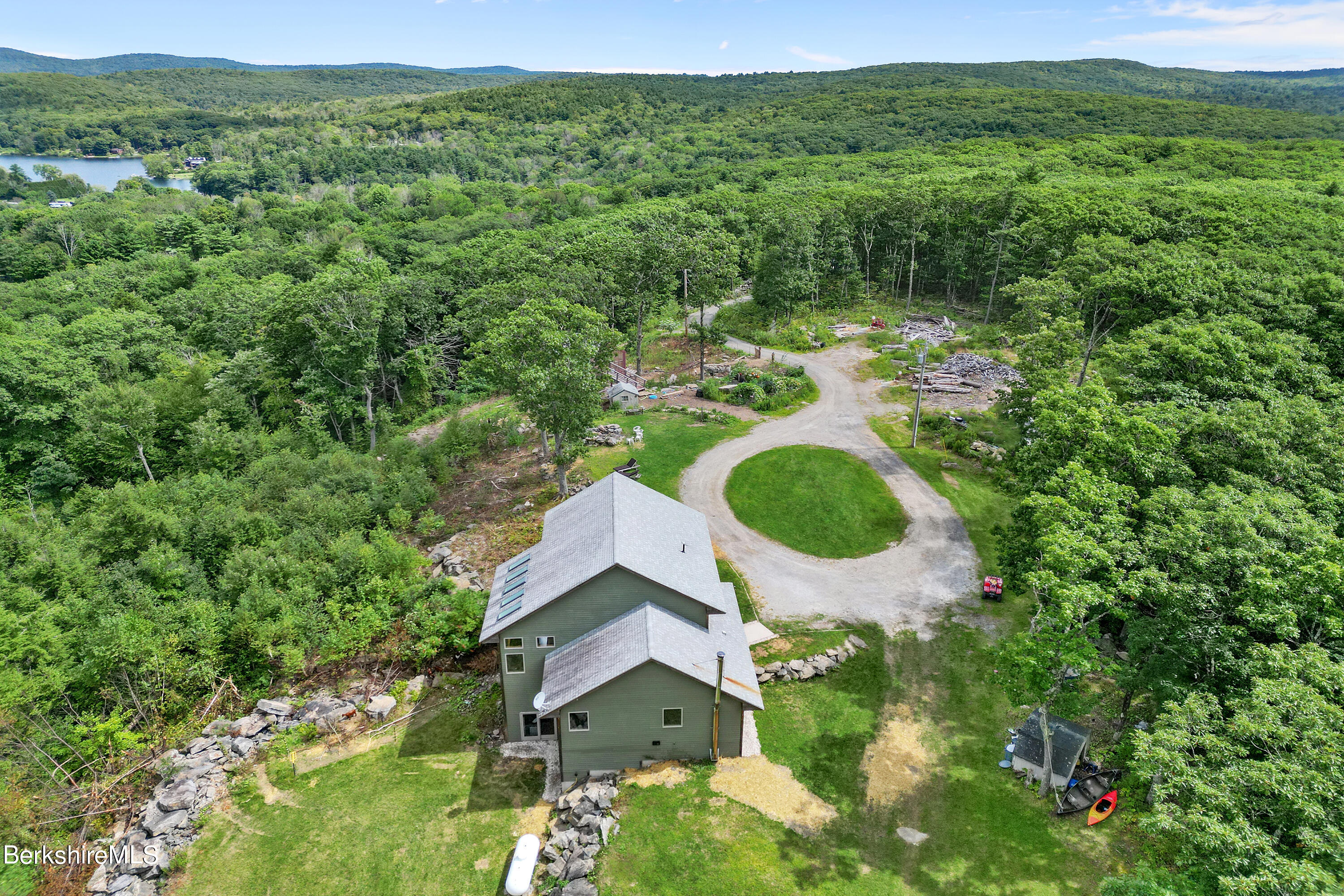 26 A Stonebridge Way