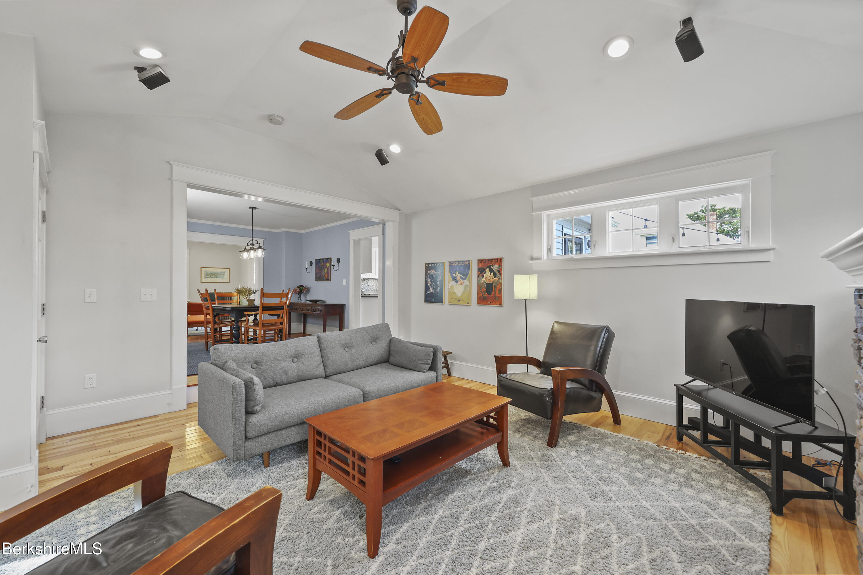 75 Livingston Ave