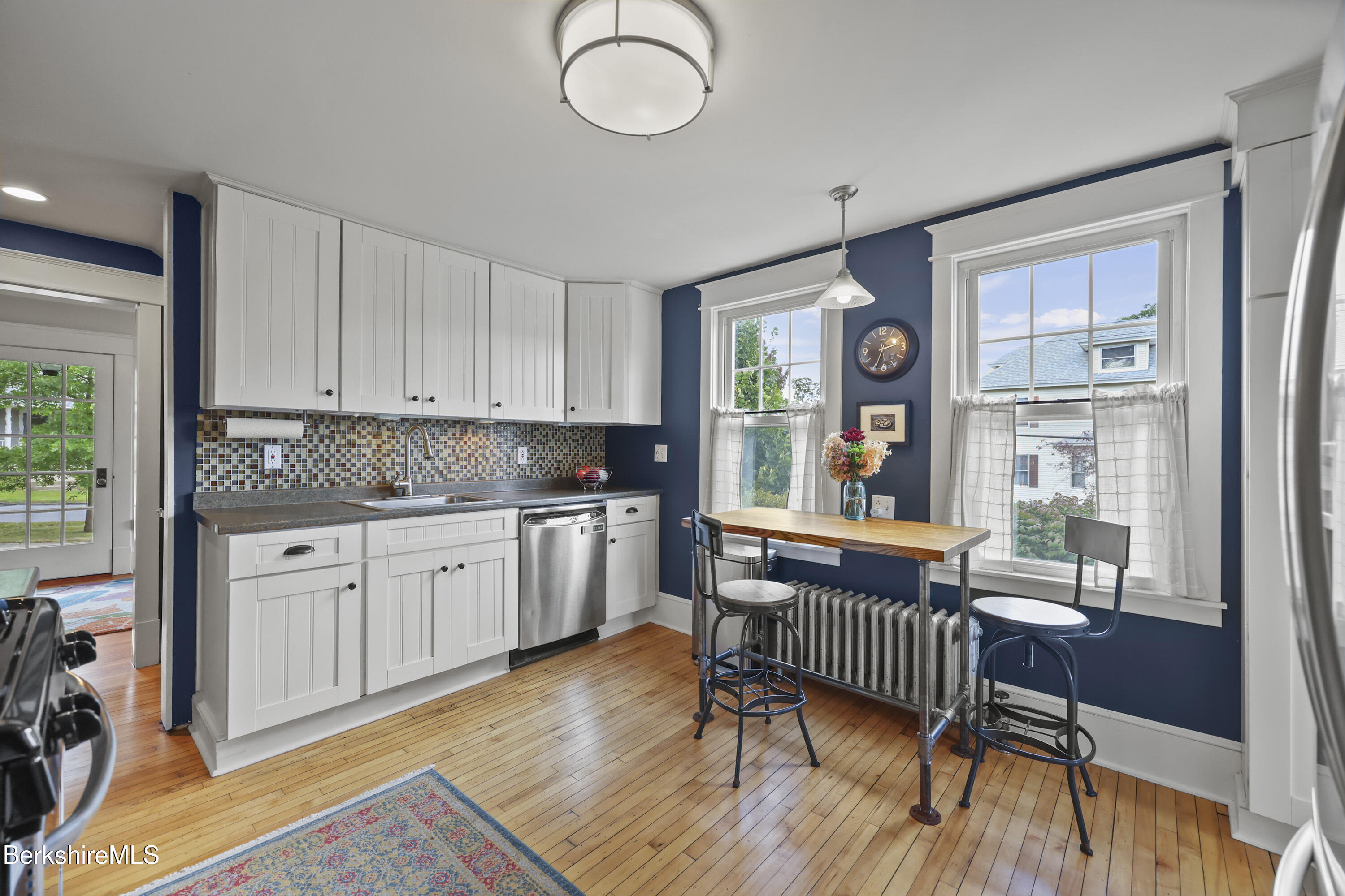 75 Livingston Ave