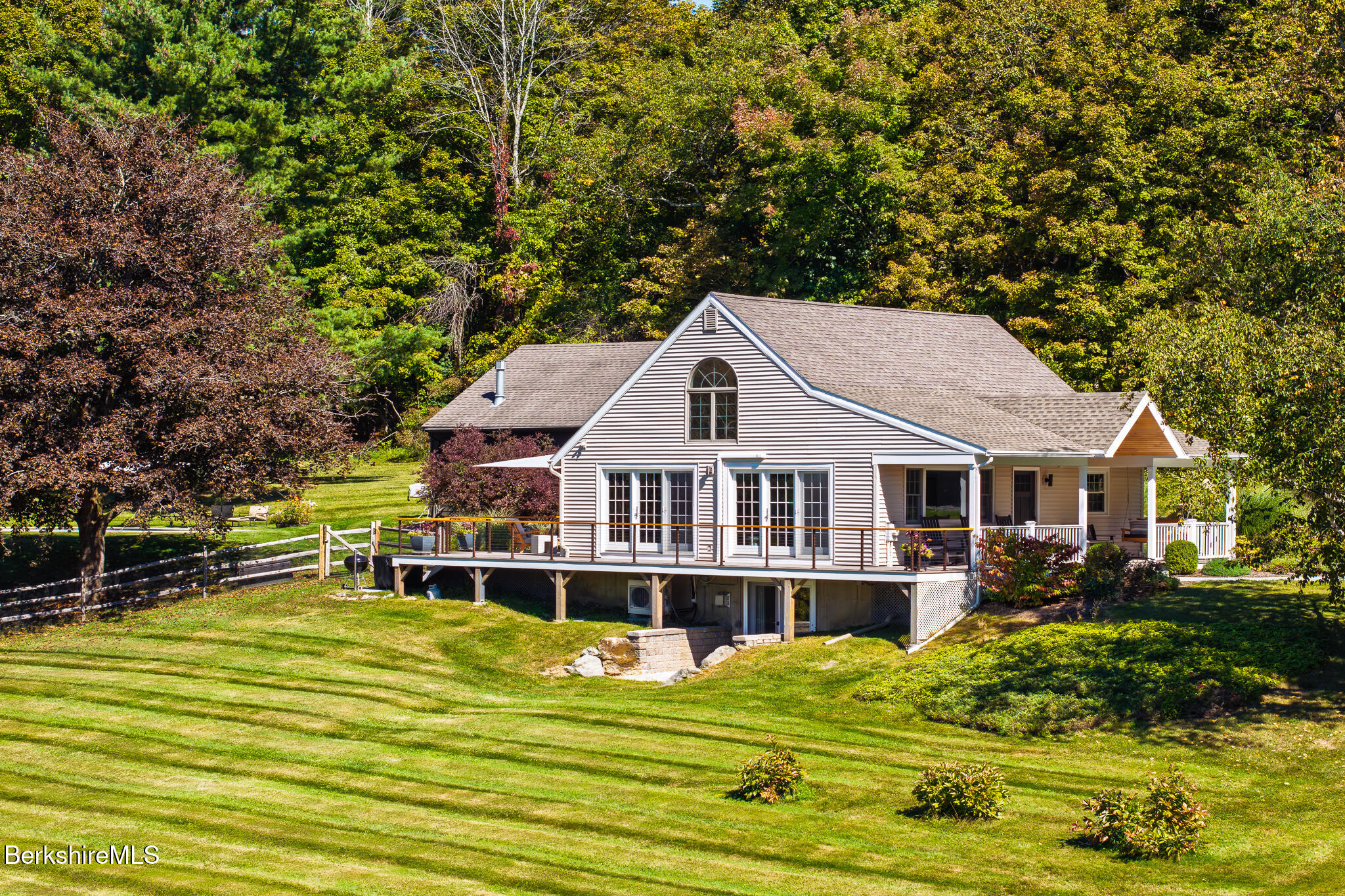 7 Maple View Dr