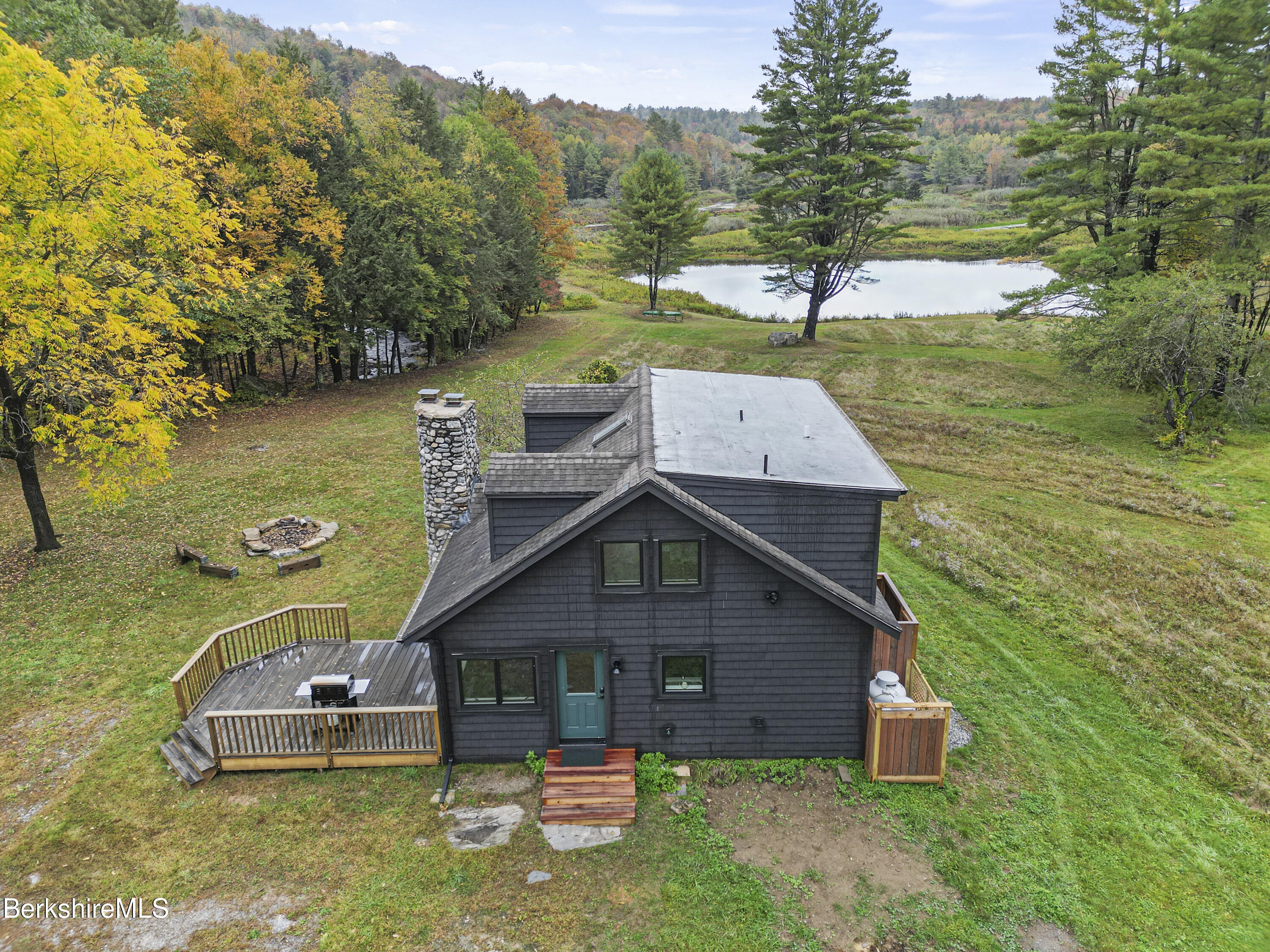 327 Chester Rd