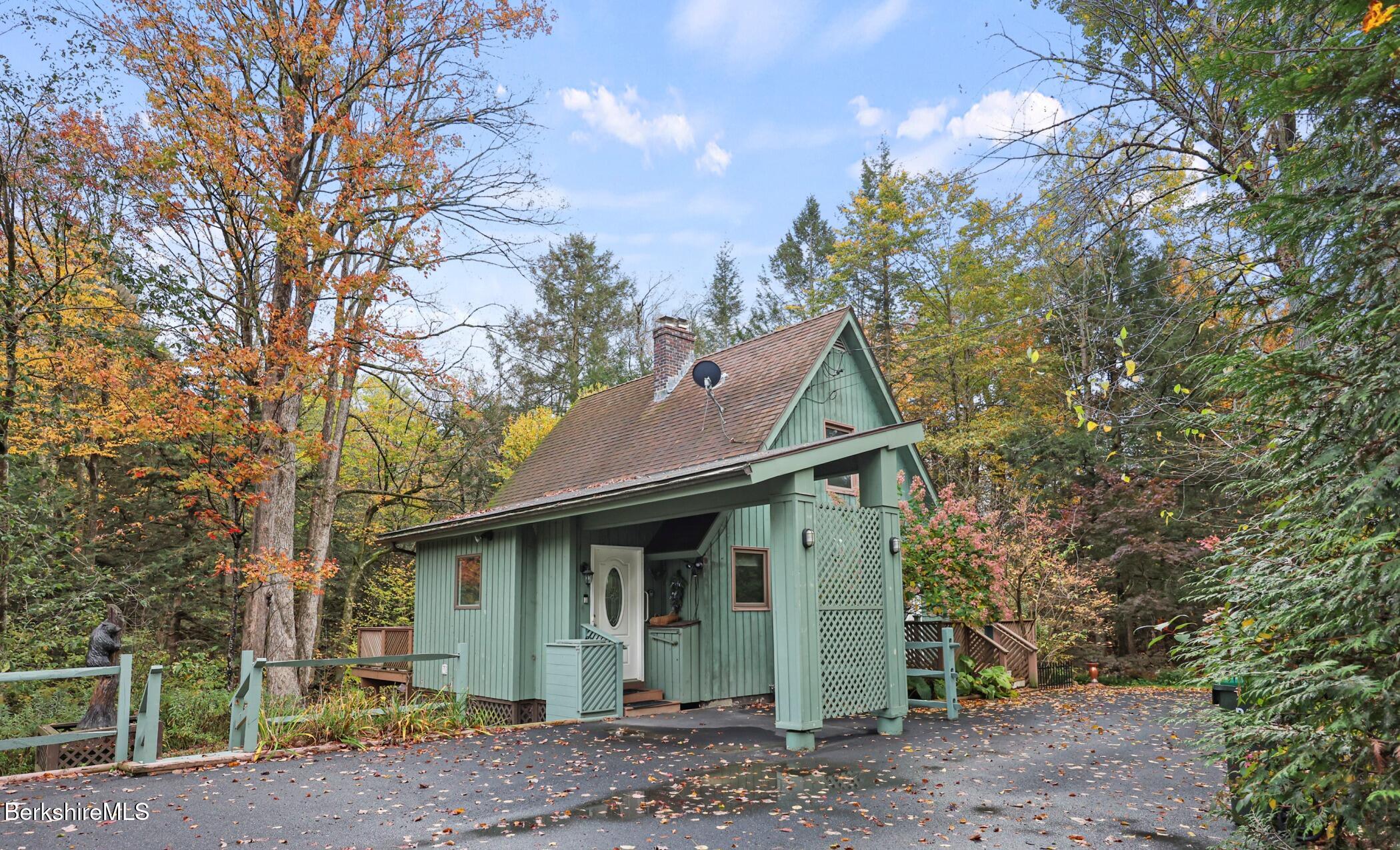 1178 Bancroft Rd