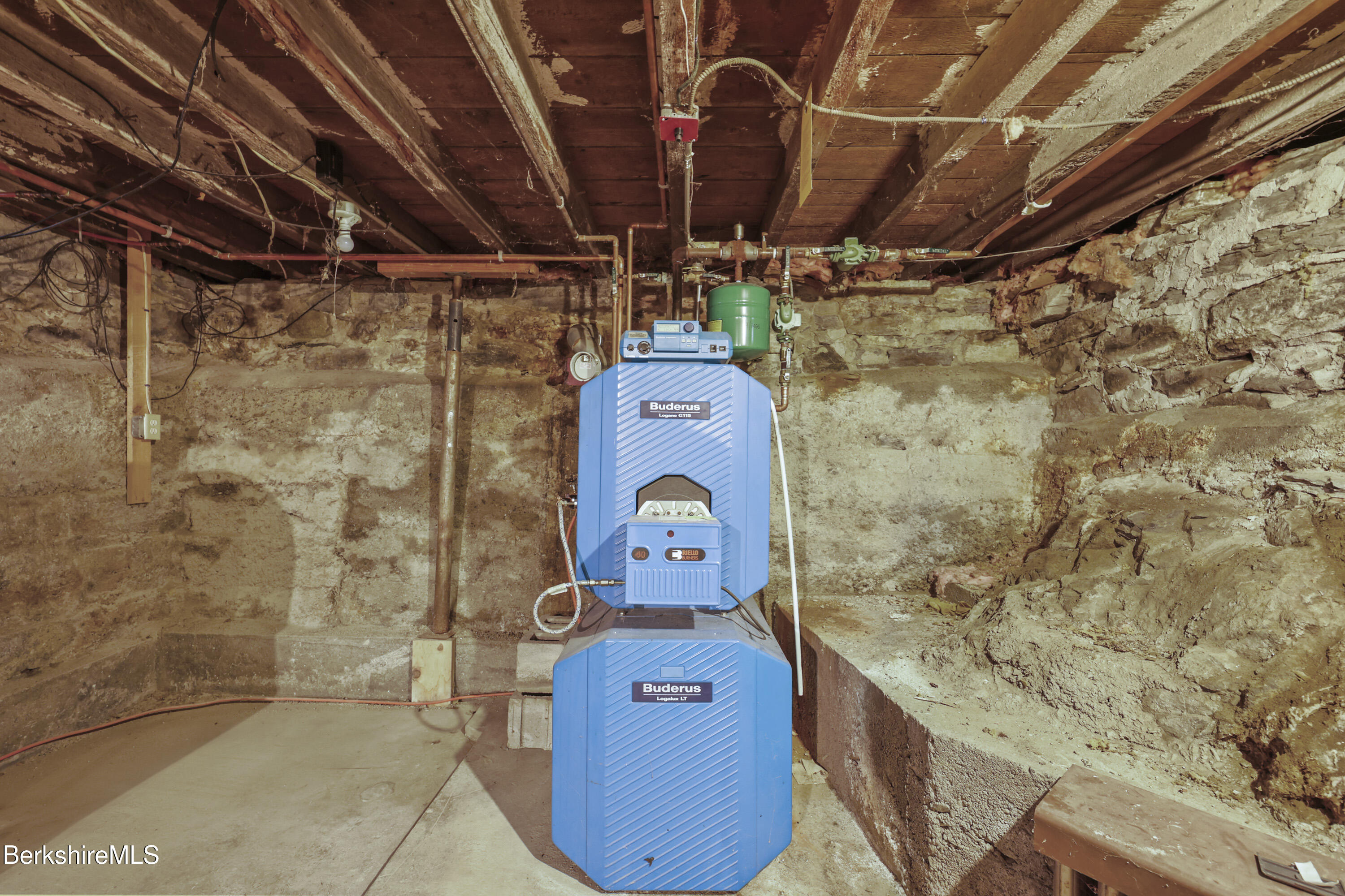 2801 State Rd, Richmond