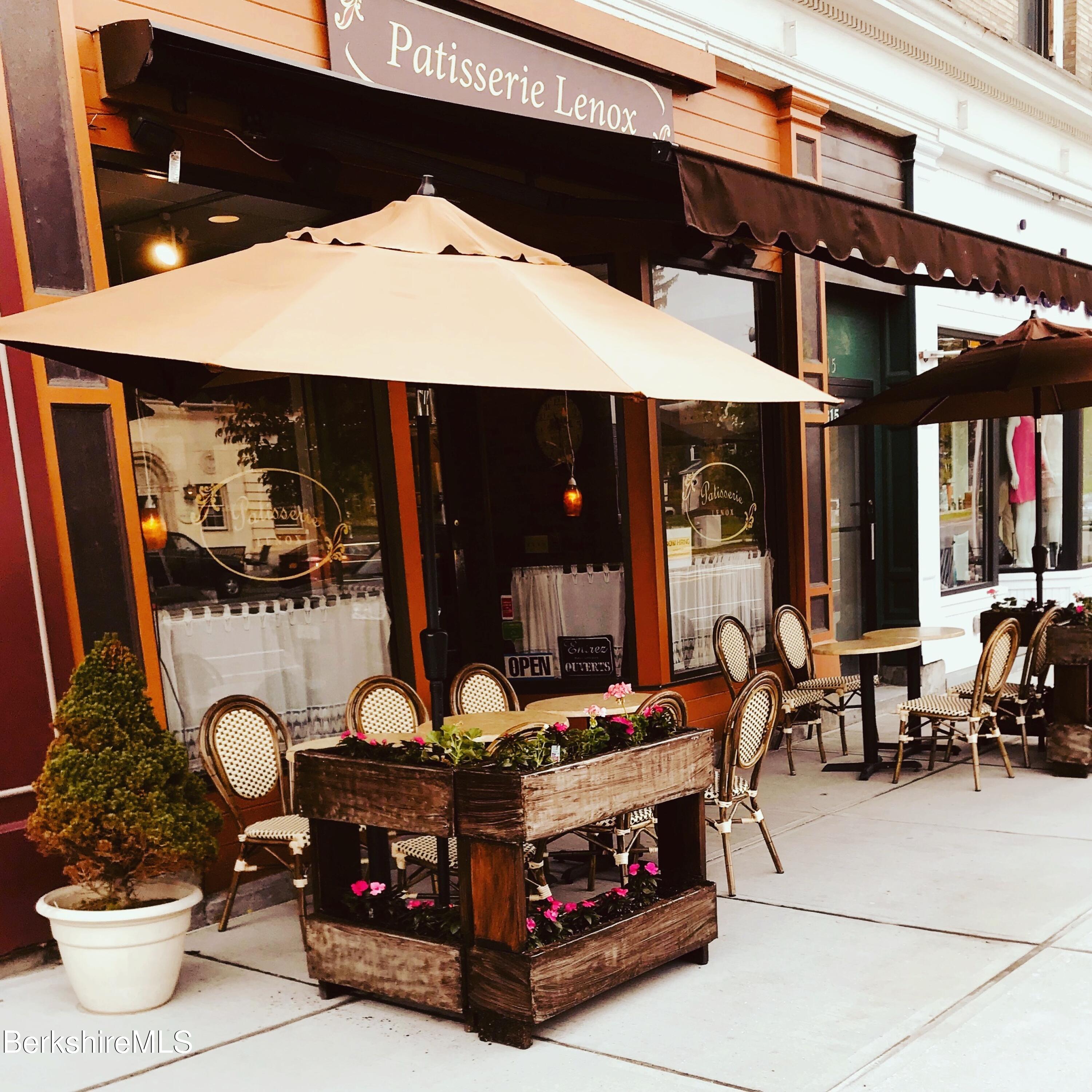 313 Main St, Great Barrington