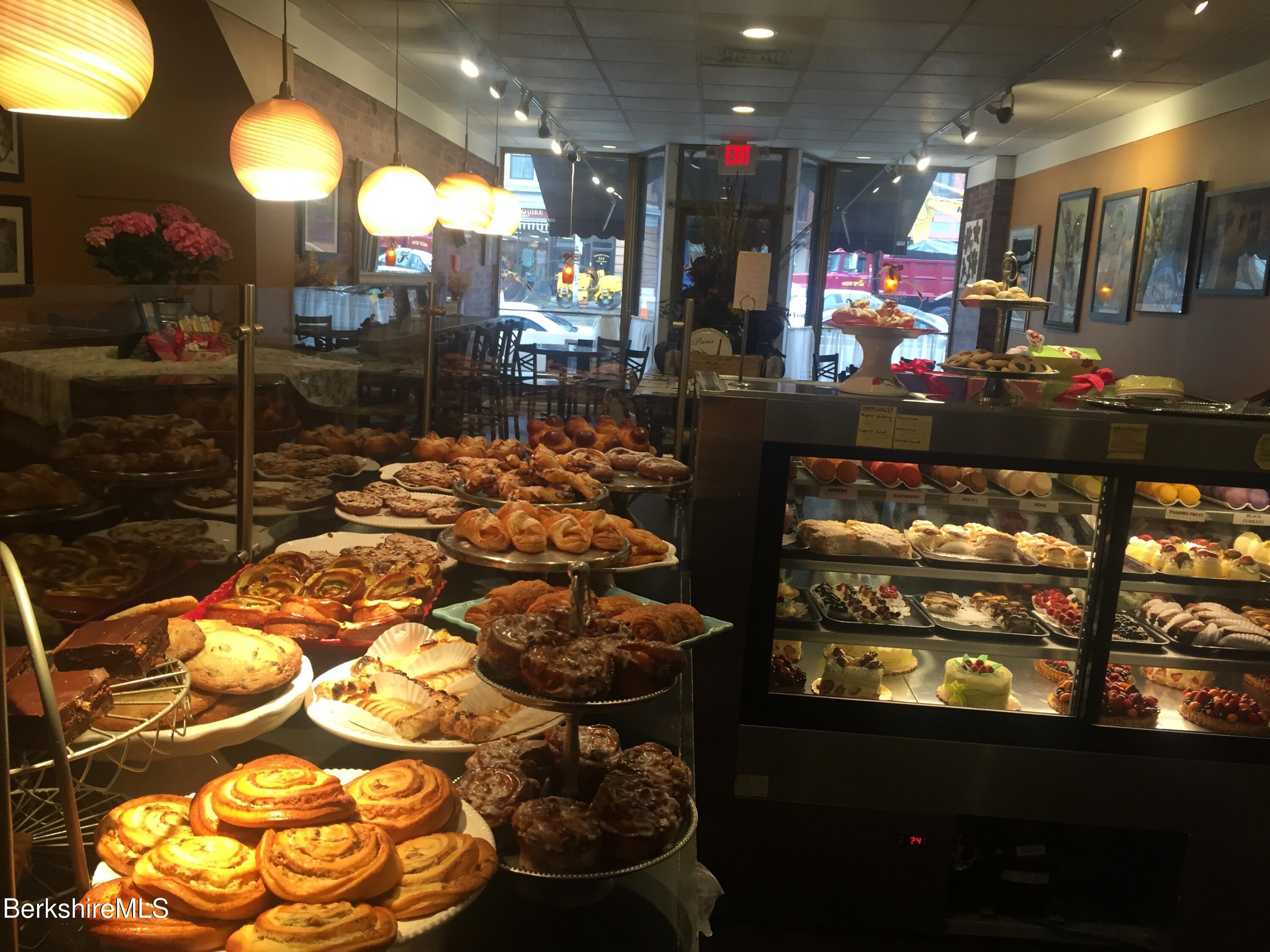 313 Main St, Great Barrington