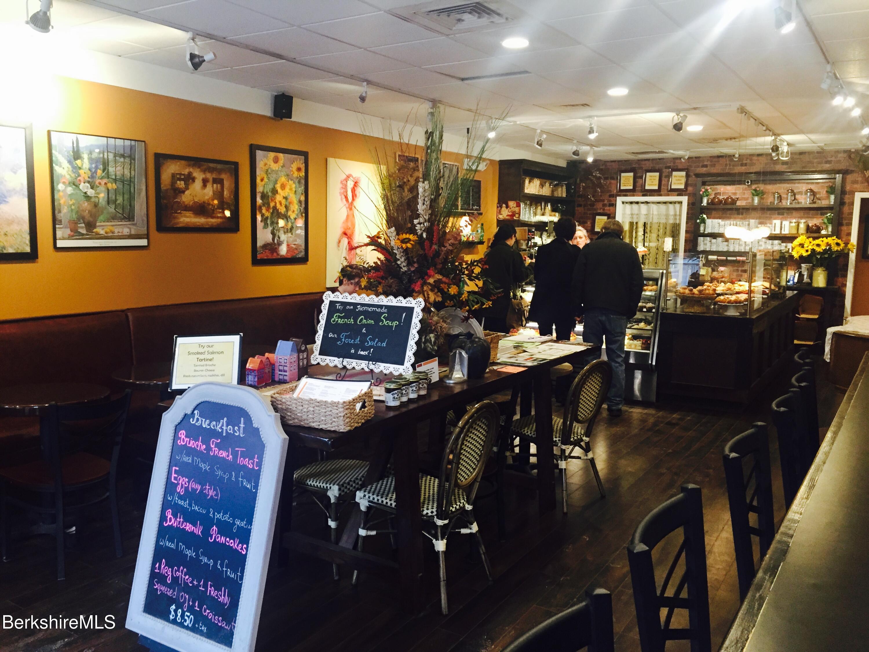 313 Main St, Great Barrington