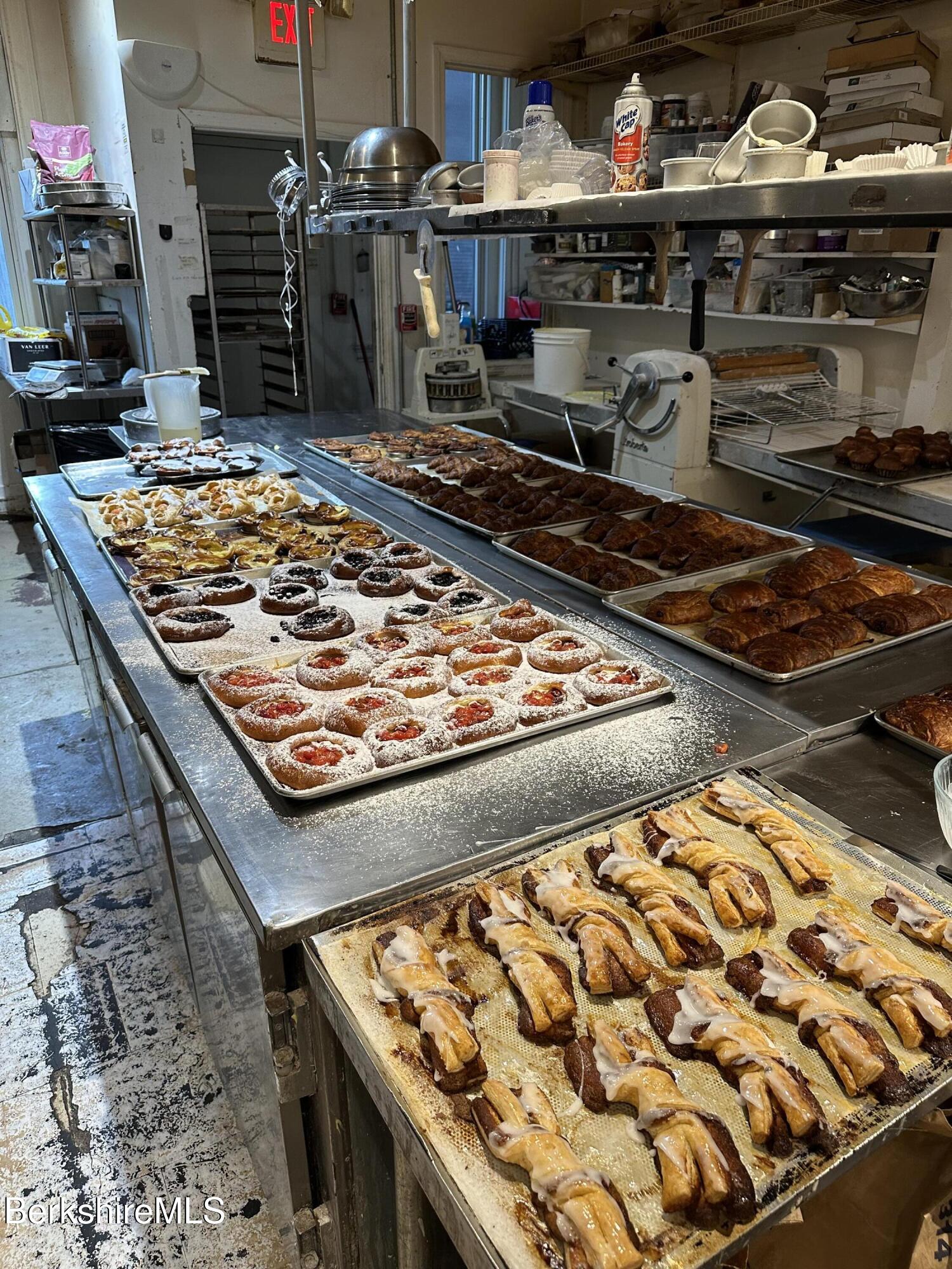 313 Main St, Great Barrington