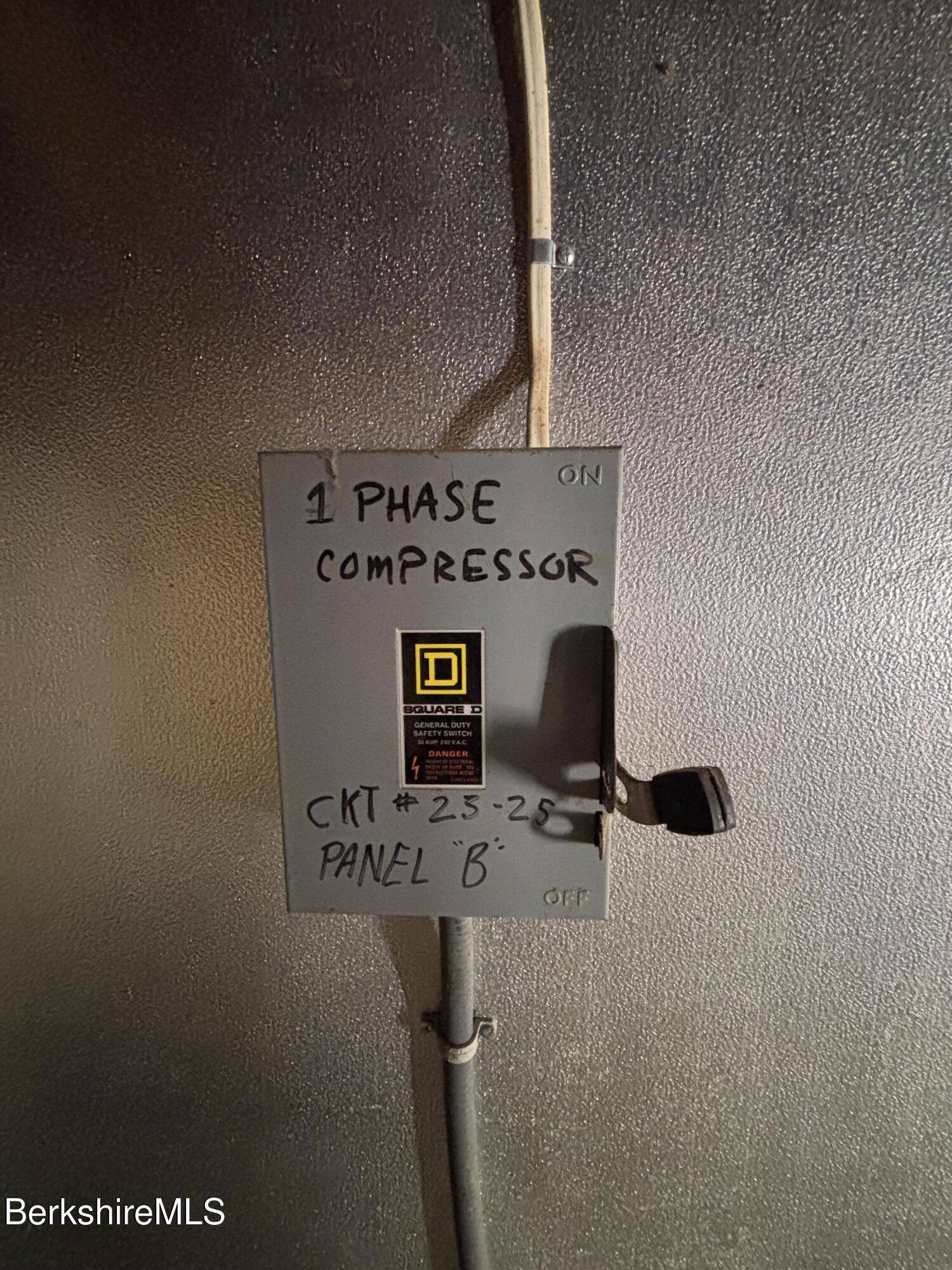 82 Railroad St, Great Barrington