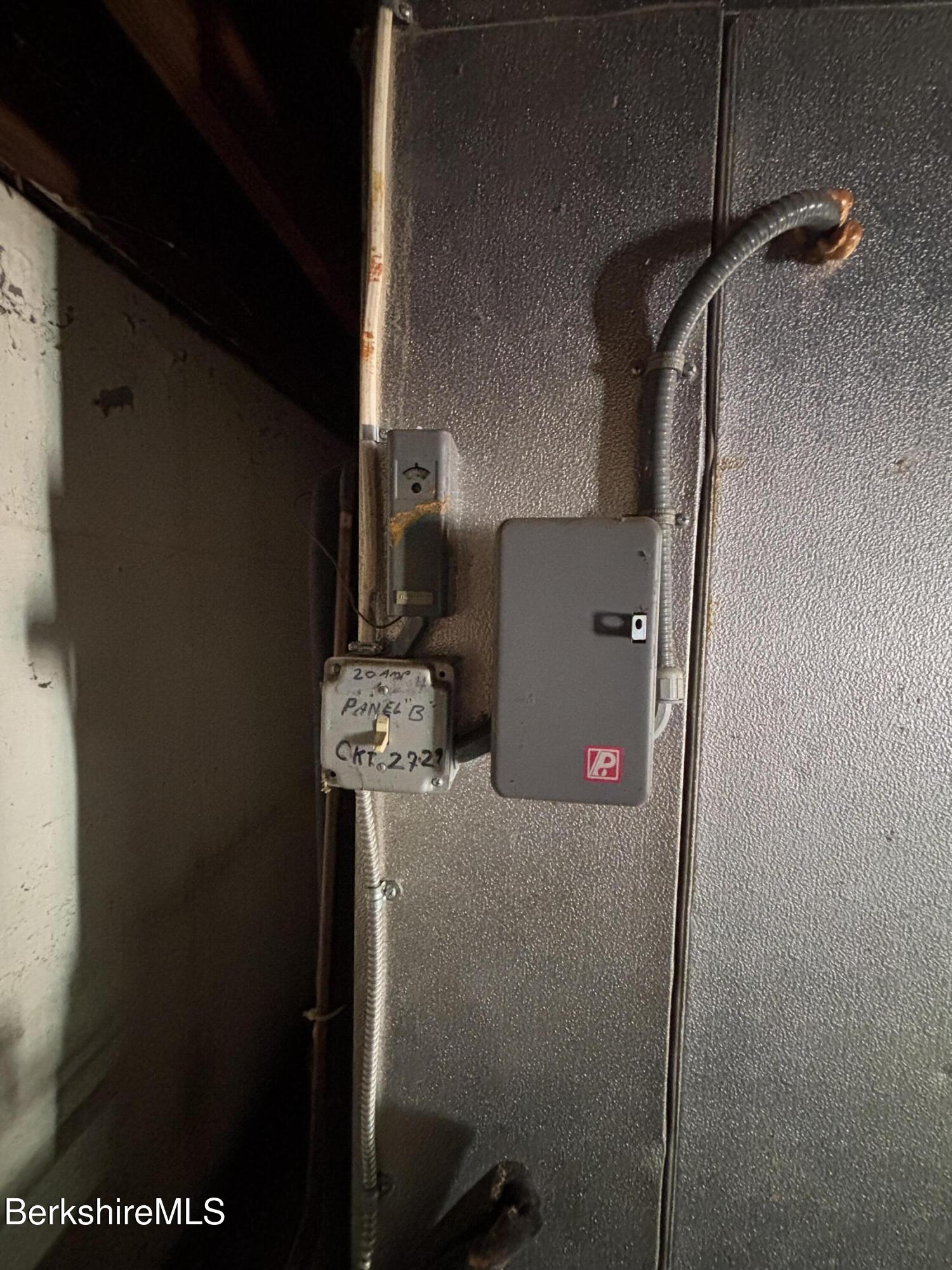 82 Railroad St, Great Barrington