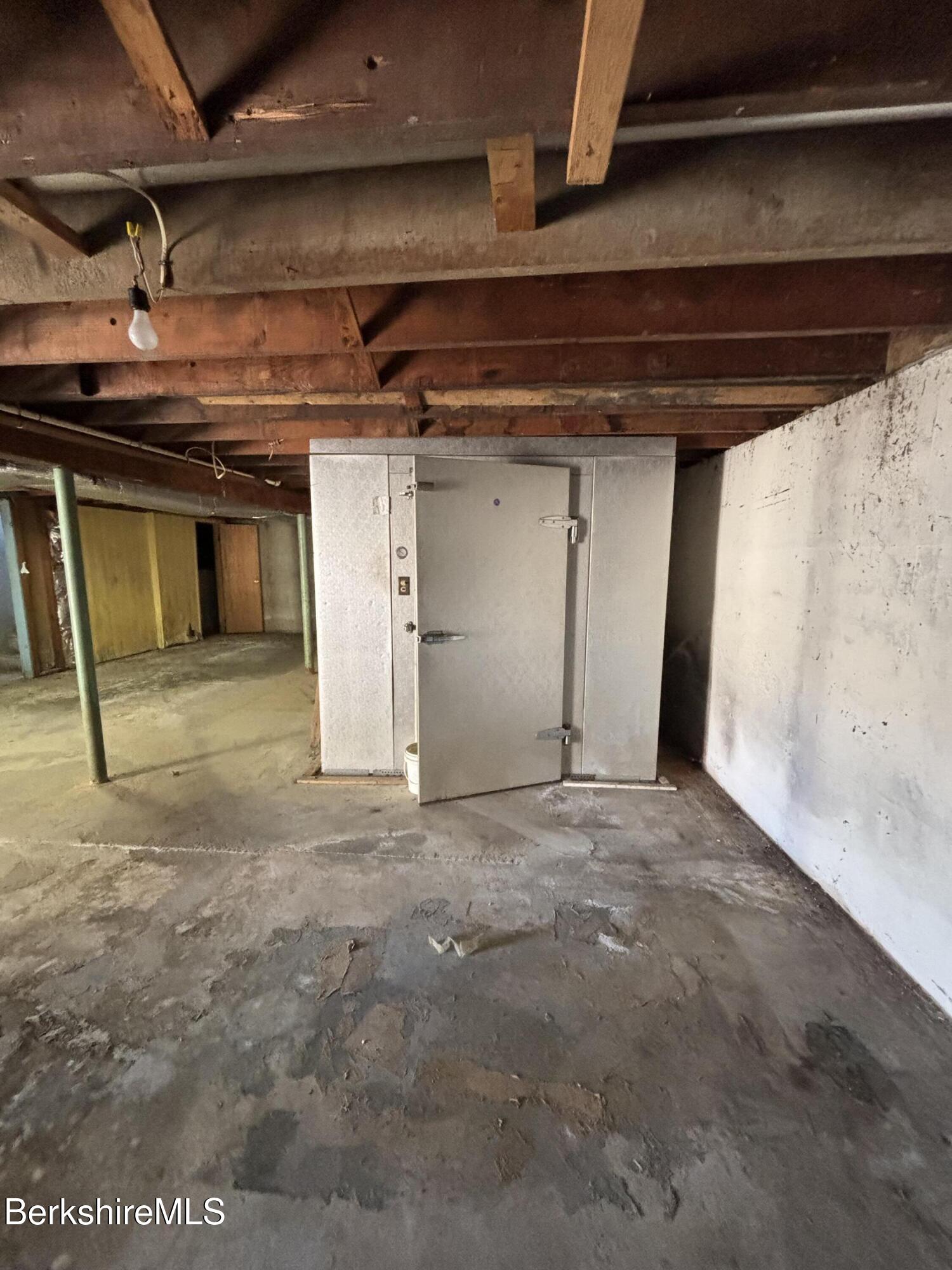 82 Railroad St, Great Barrington