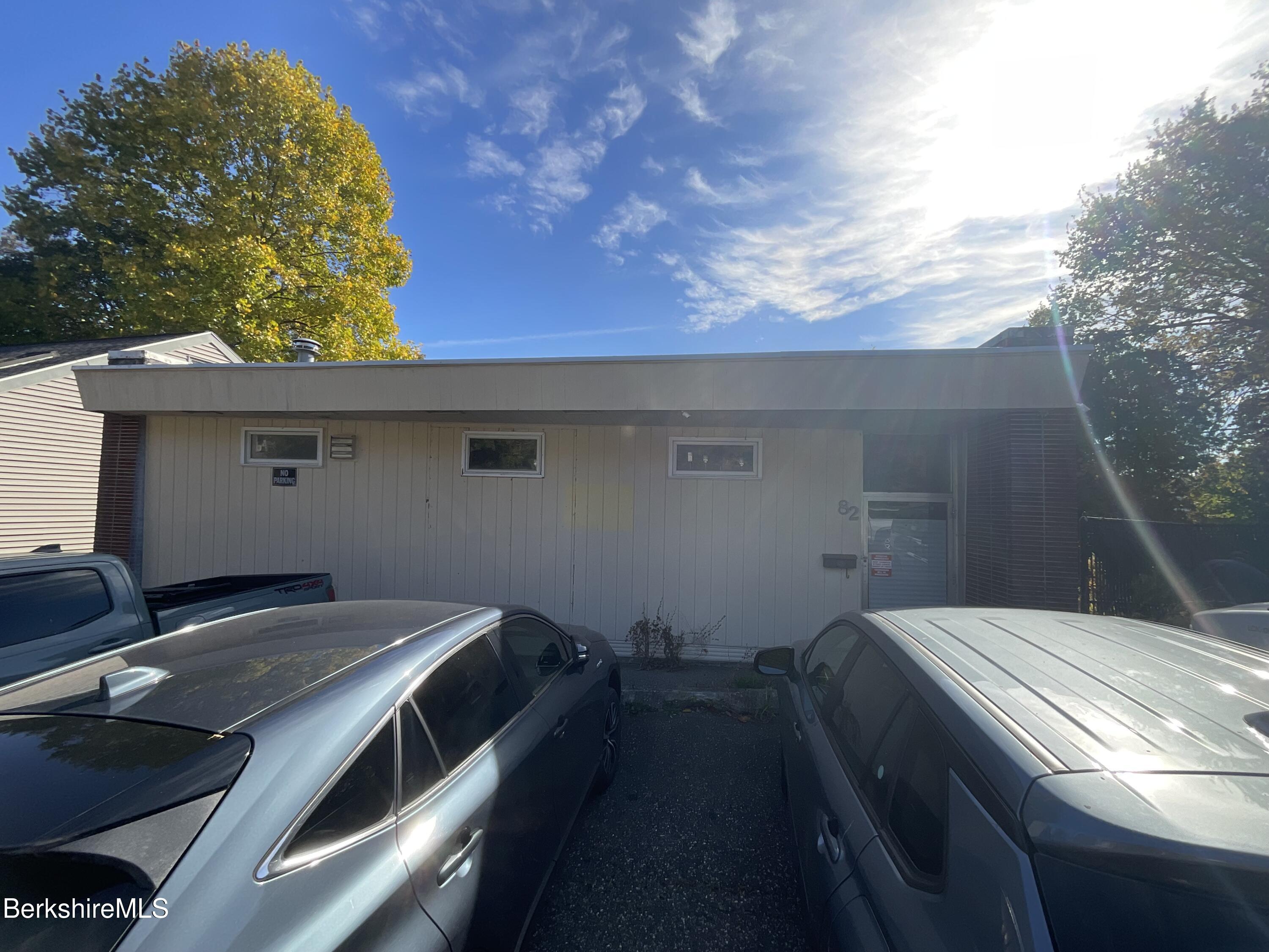 82 Railroad St, Great Barrington