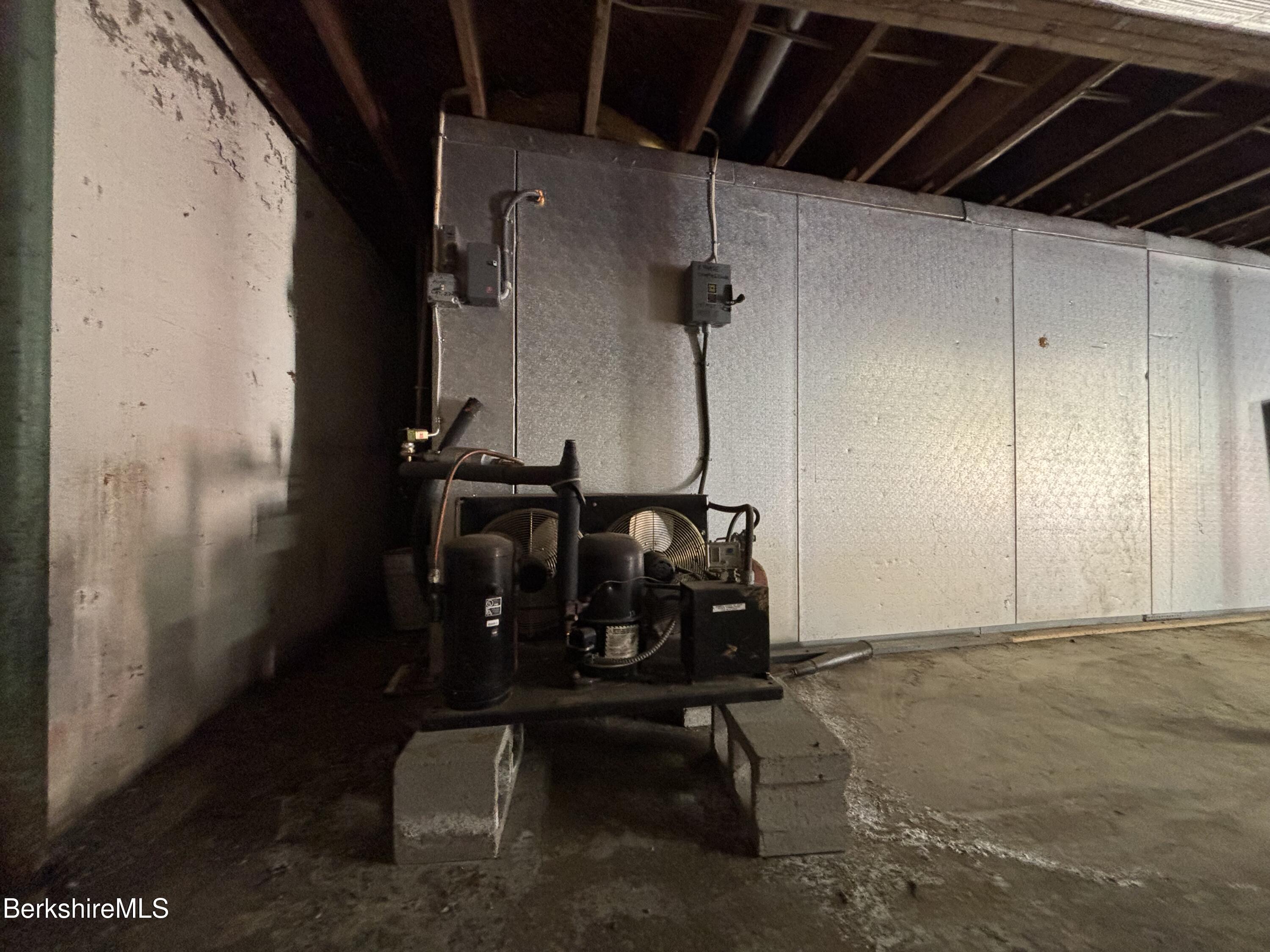 82 Railroad St, Great Barrington