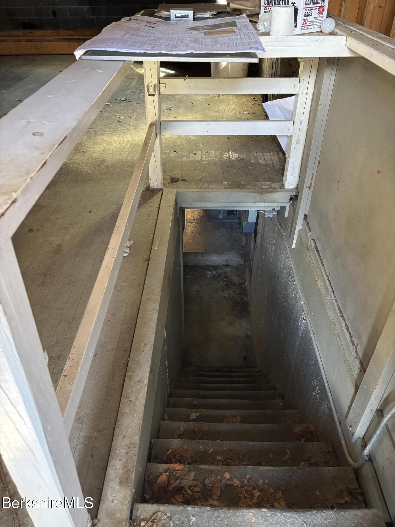 82 Railroad St, Great Barrington