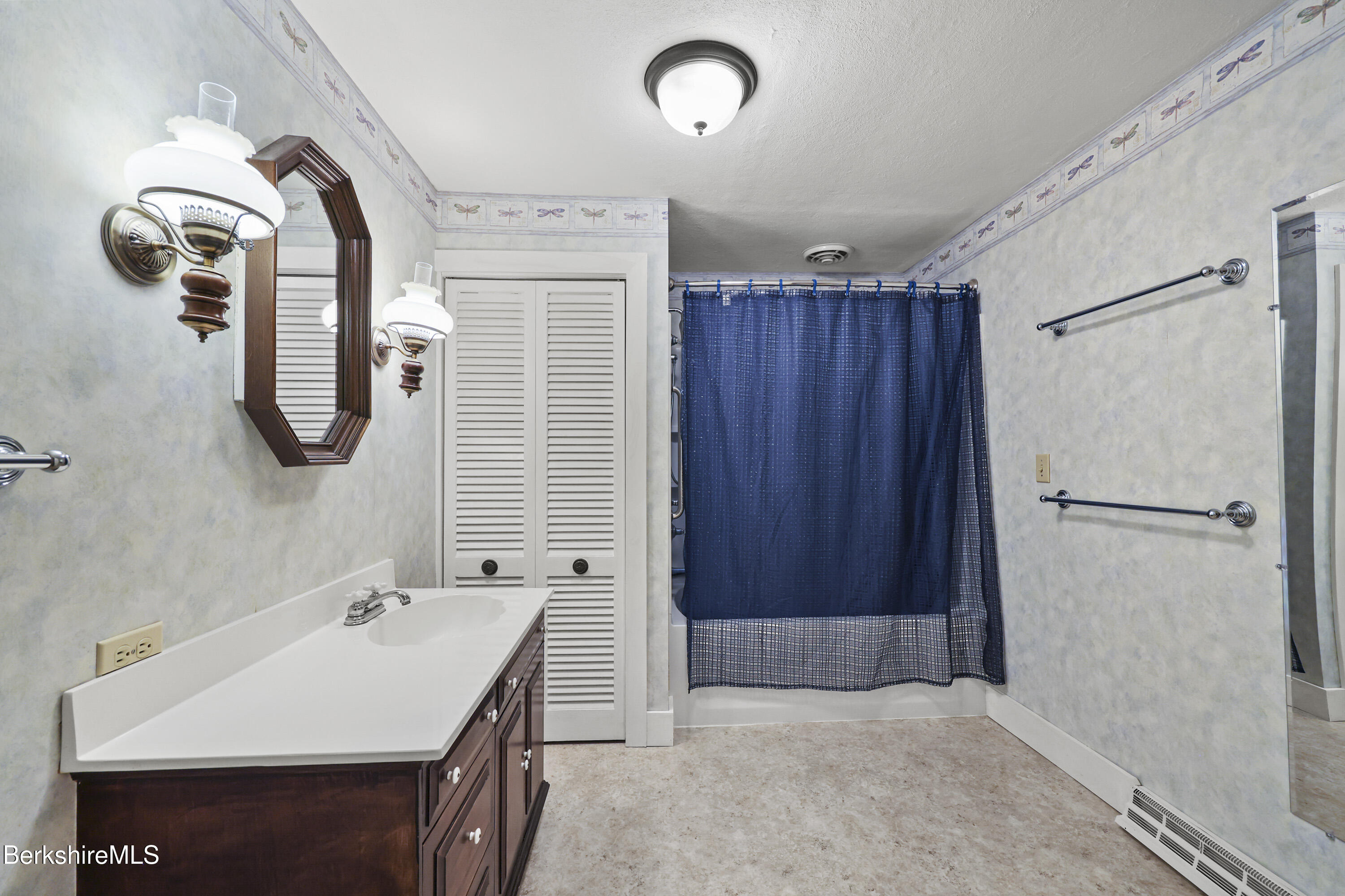 1772 Swamp Rd, Richmond