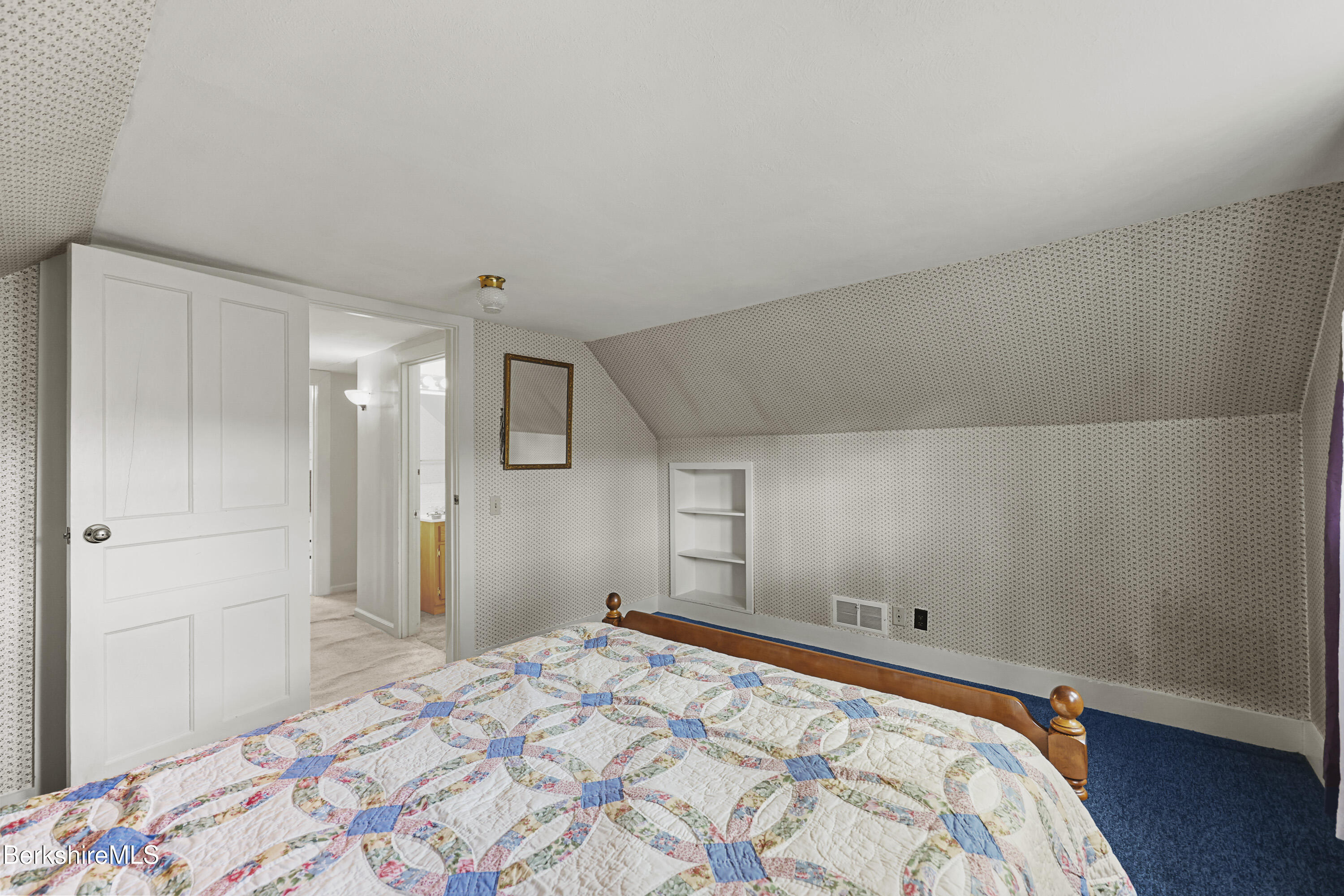 1772 Swamp Rd, Richmond