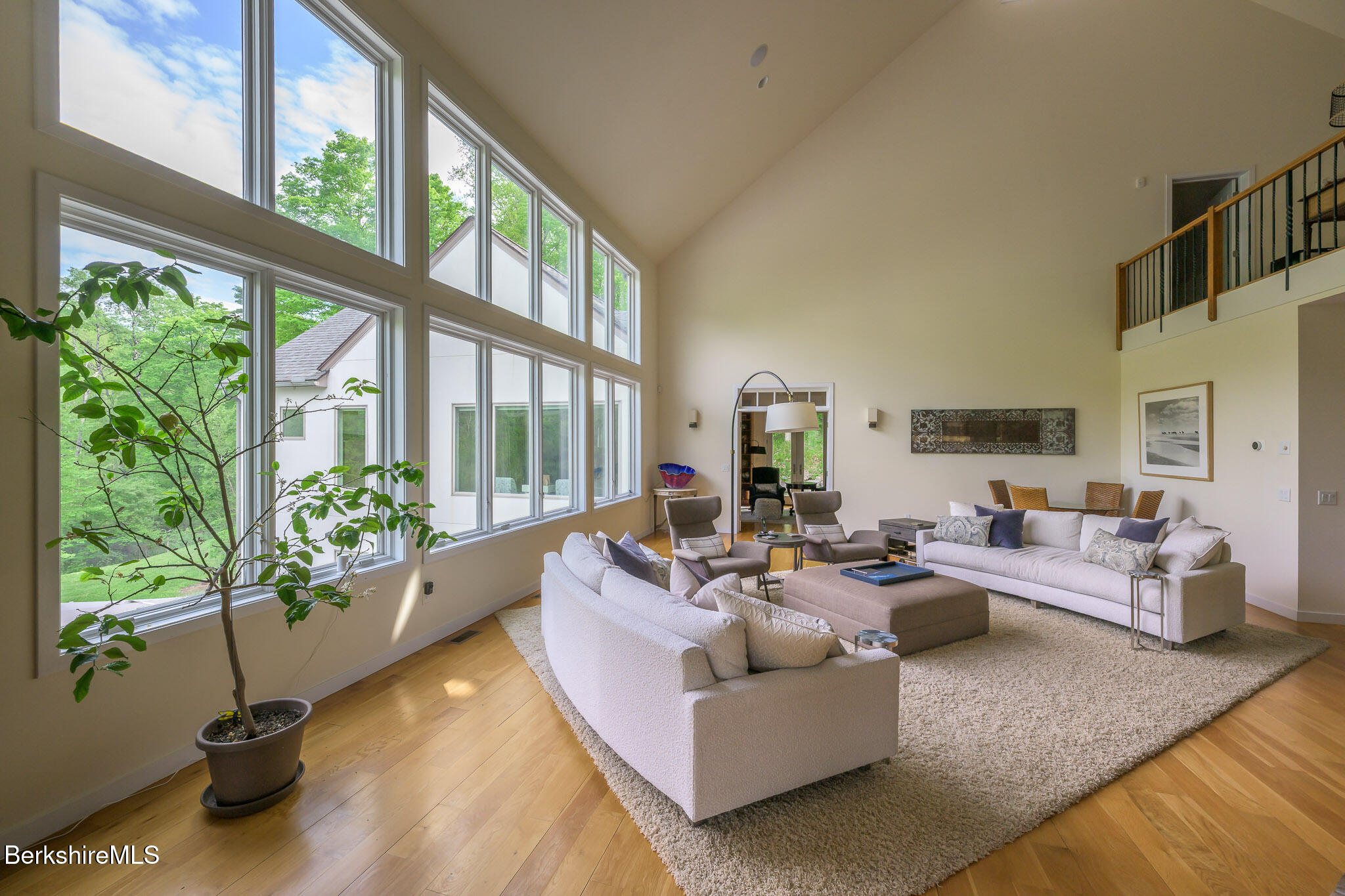 83 Maple Hill Rd