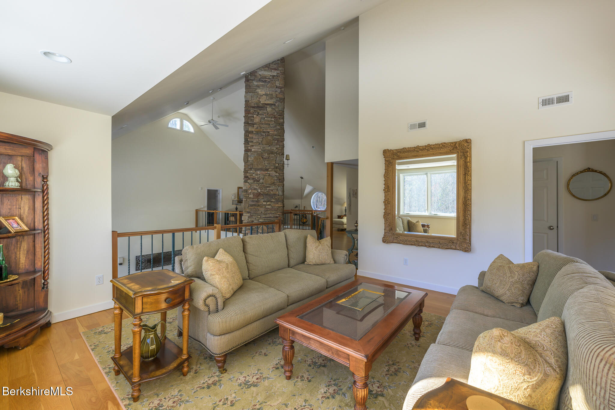 83 Maple Hill Rd