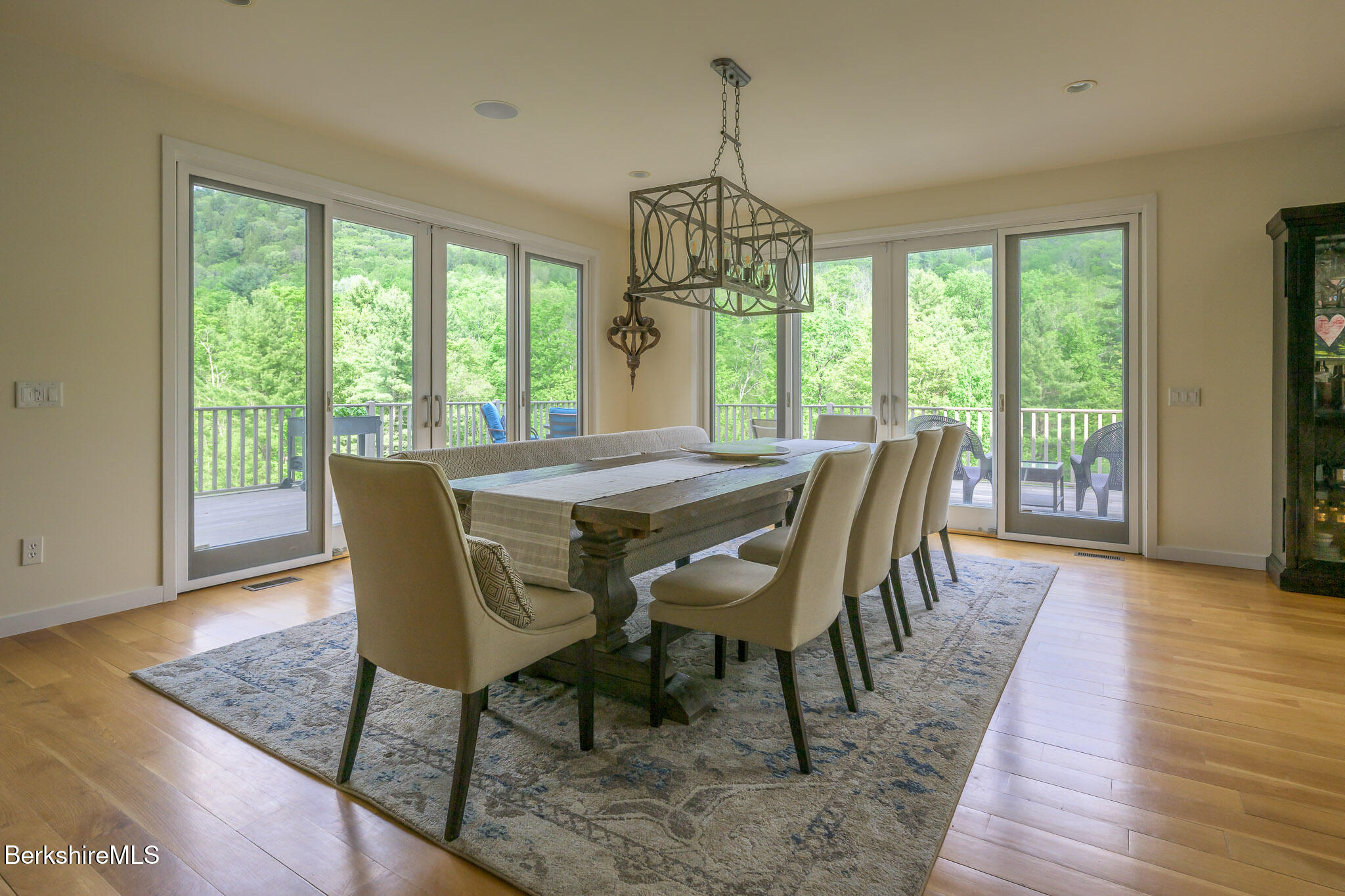 83 Maple Hill Rd