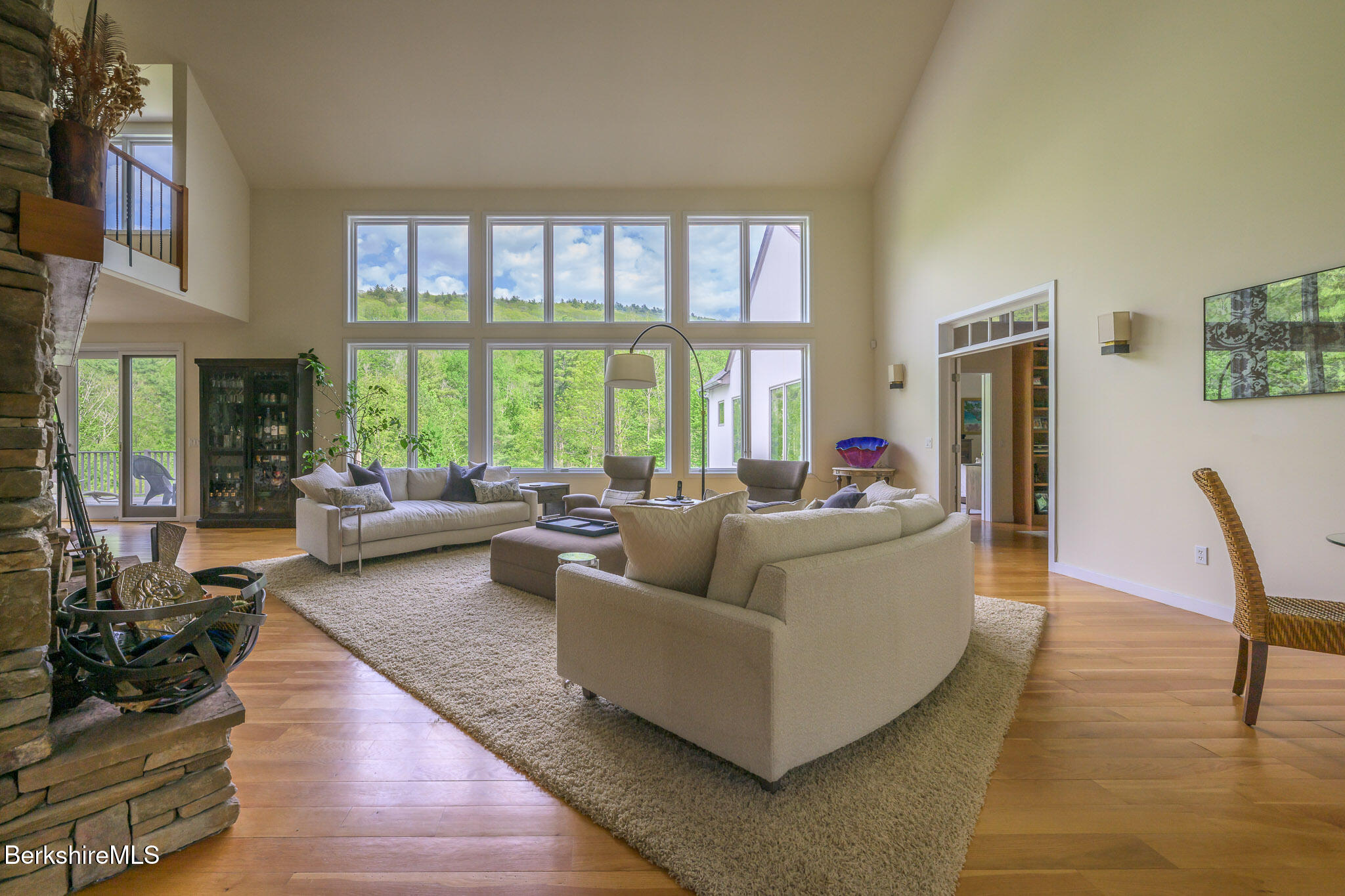 83 Maple Hill Rd
