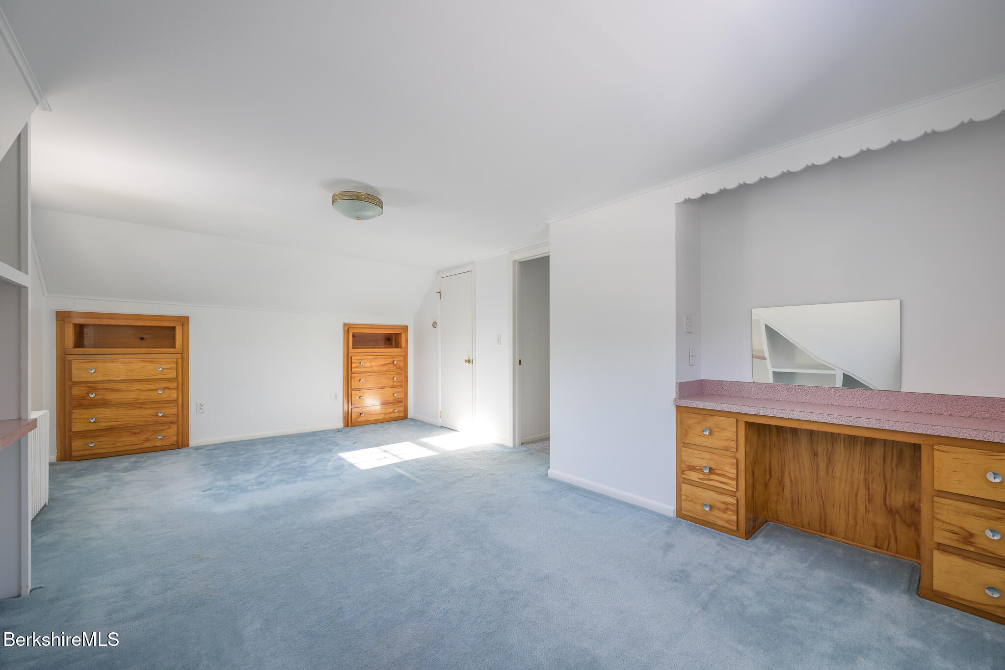 21 Great Barrington Rd