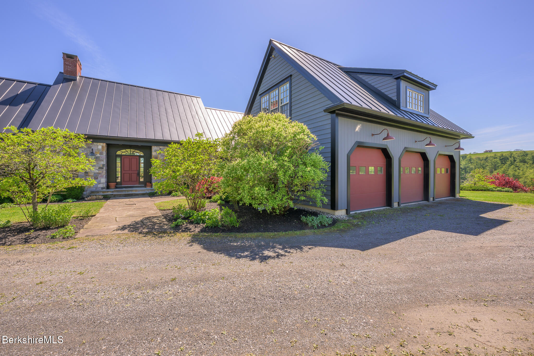 58 Round Hill Rd