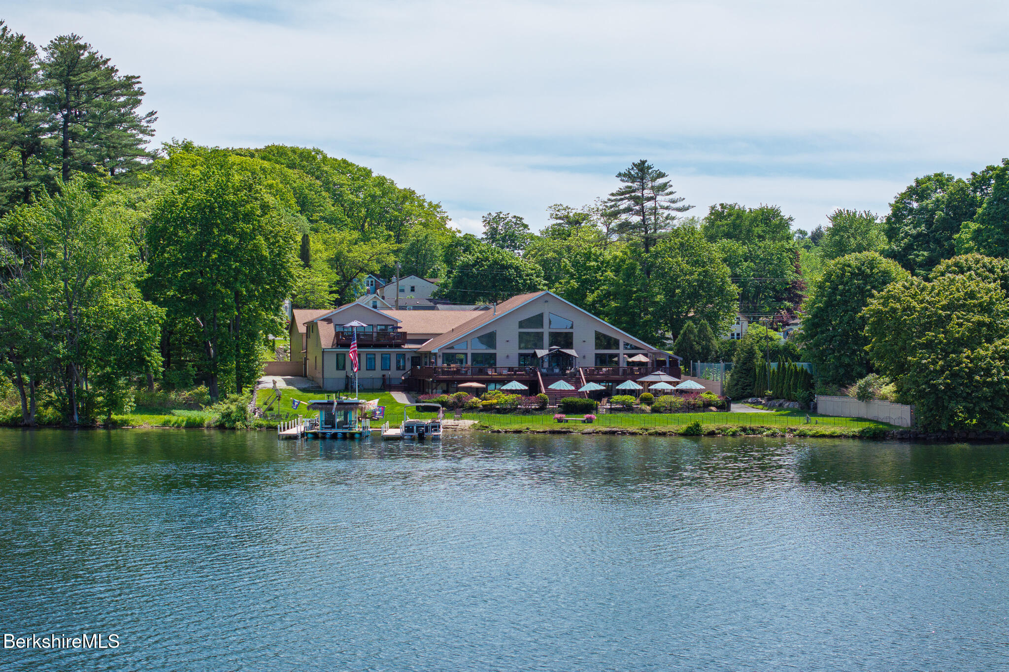 140 Hancock Rd