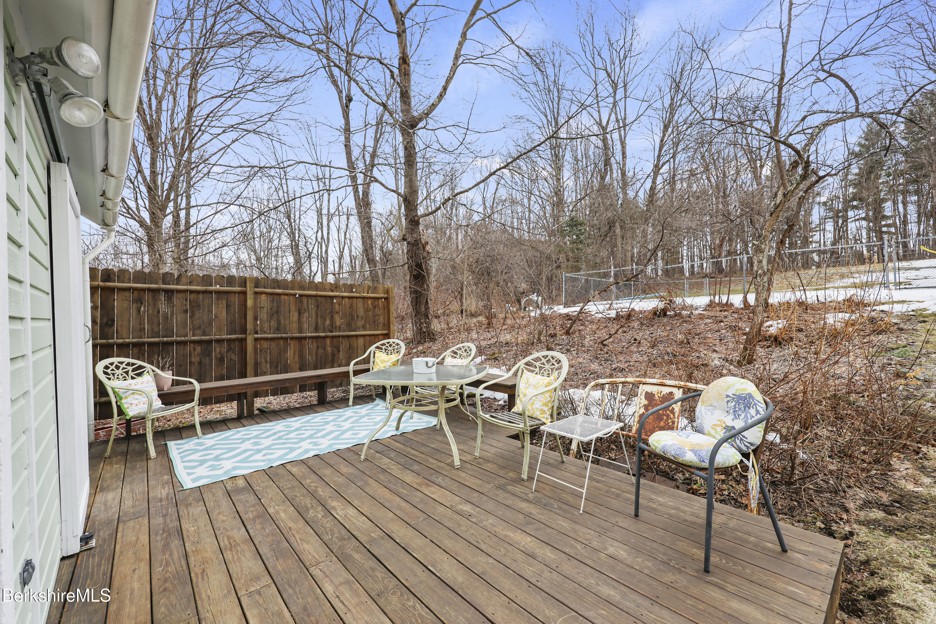3 Van Schaack Rd
