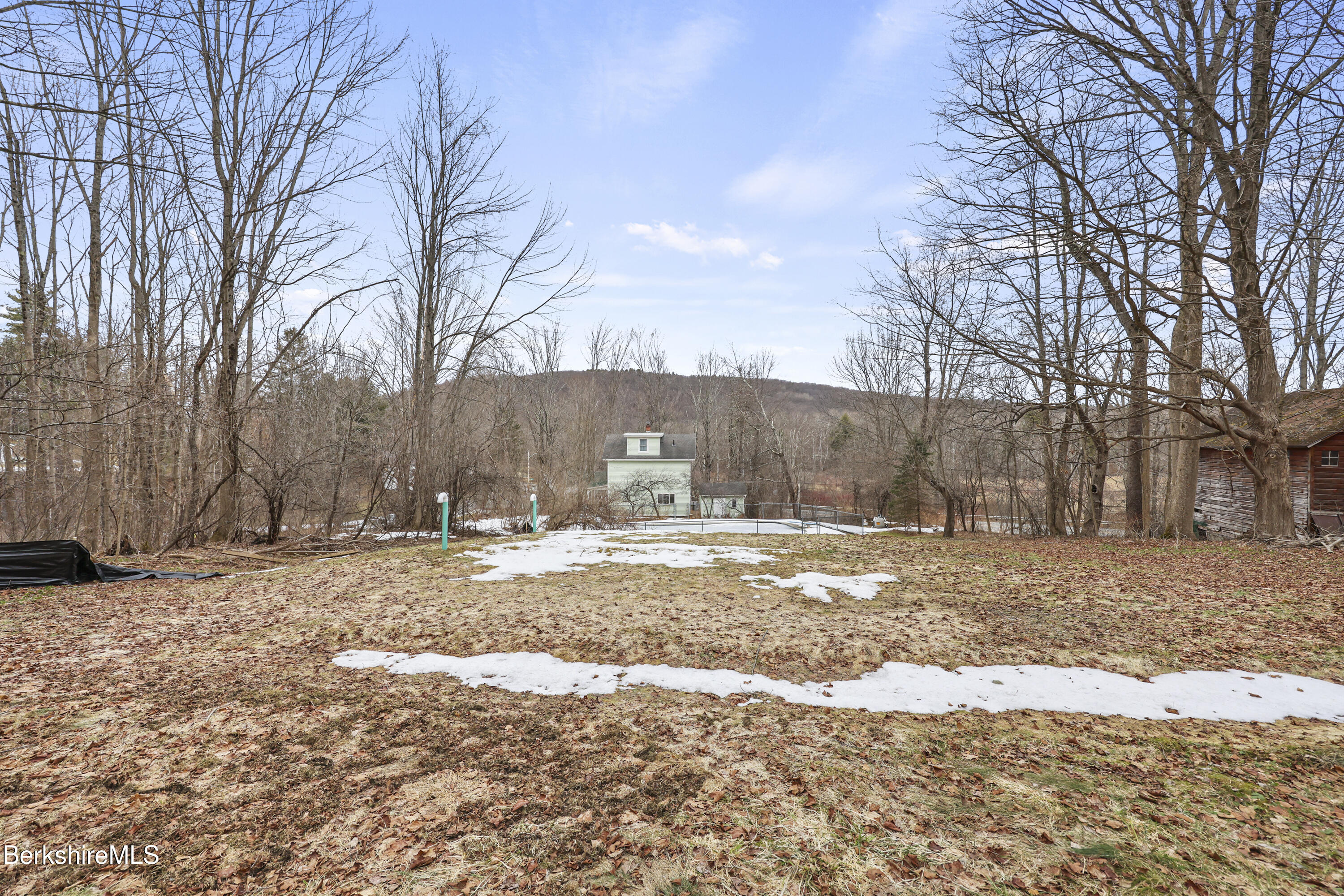 3 Van Schaack Rd