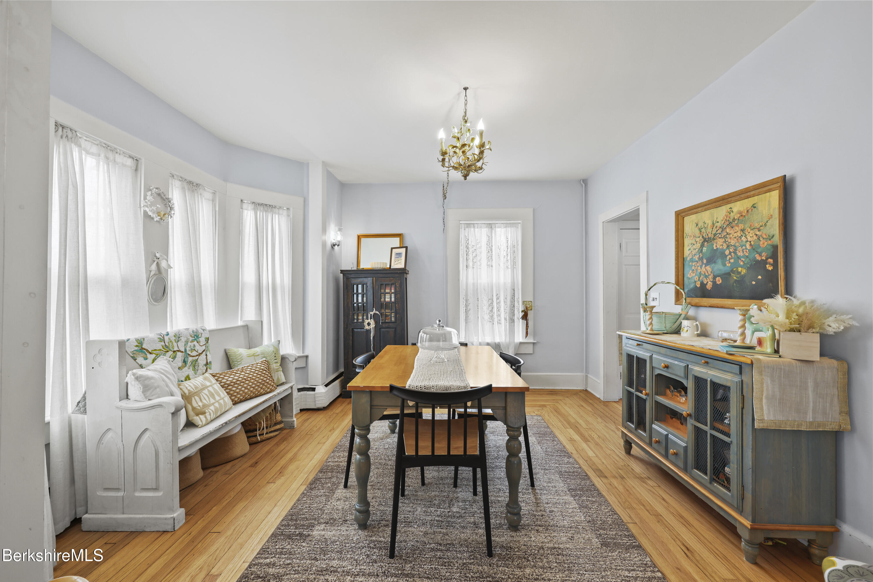 3 Van Schaack Rd