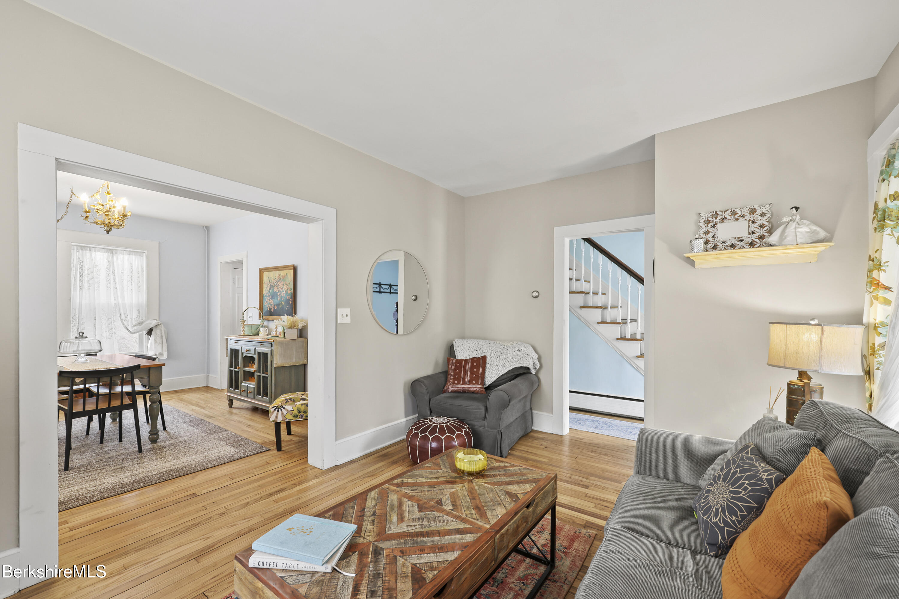 3 Van Schaack Rd